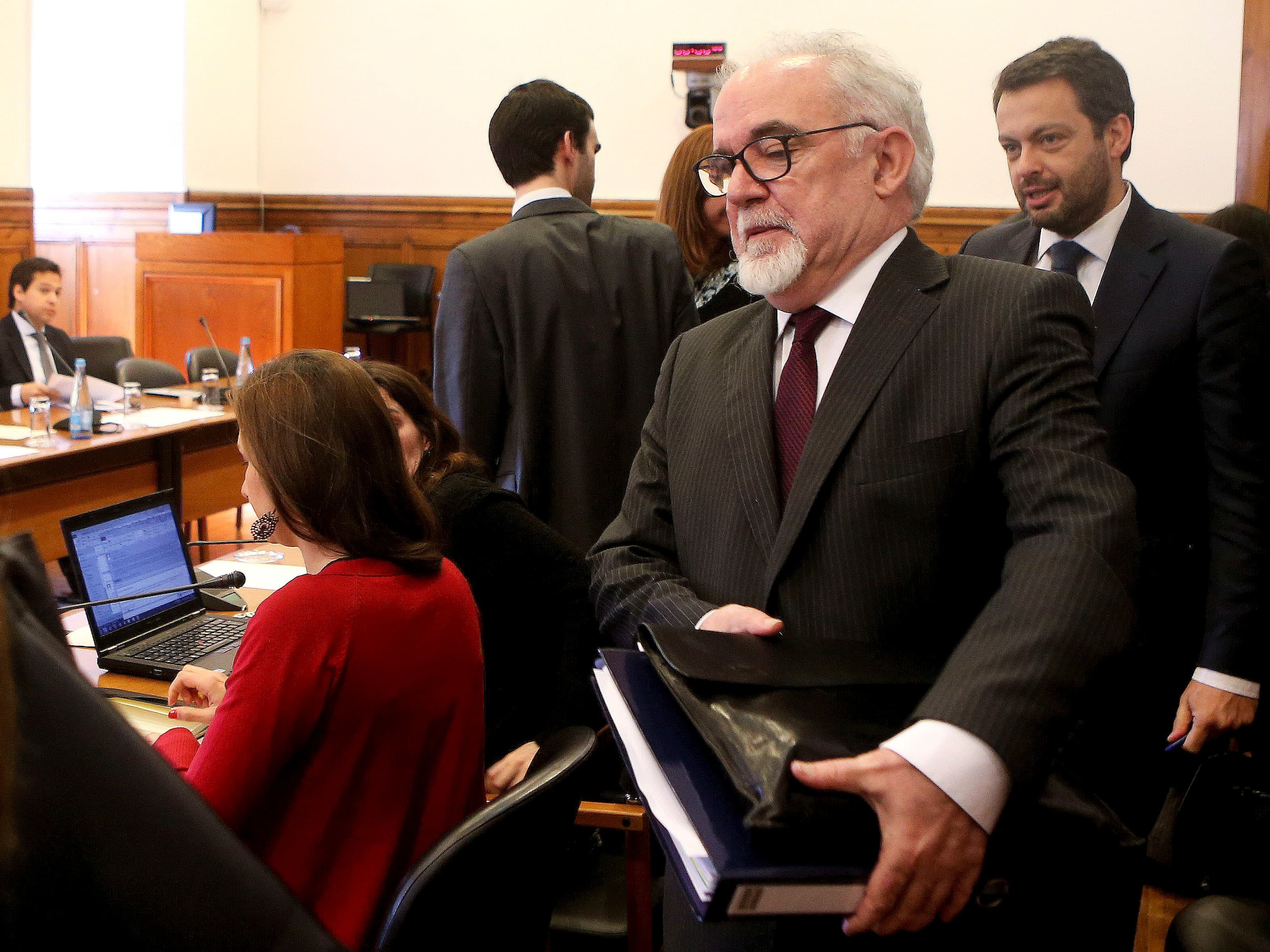 Assembleia da República, 13 abril 2016