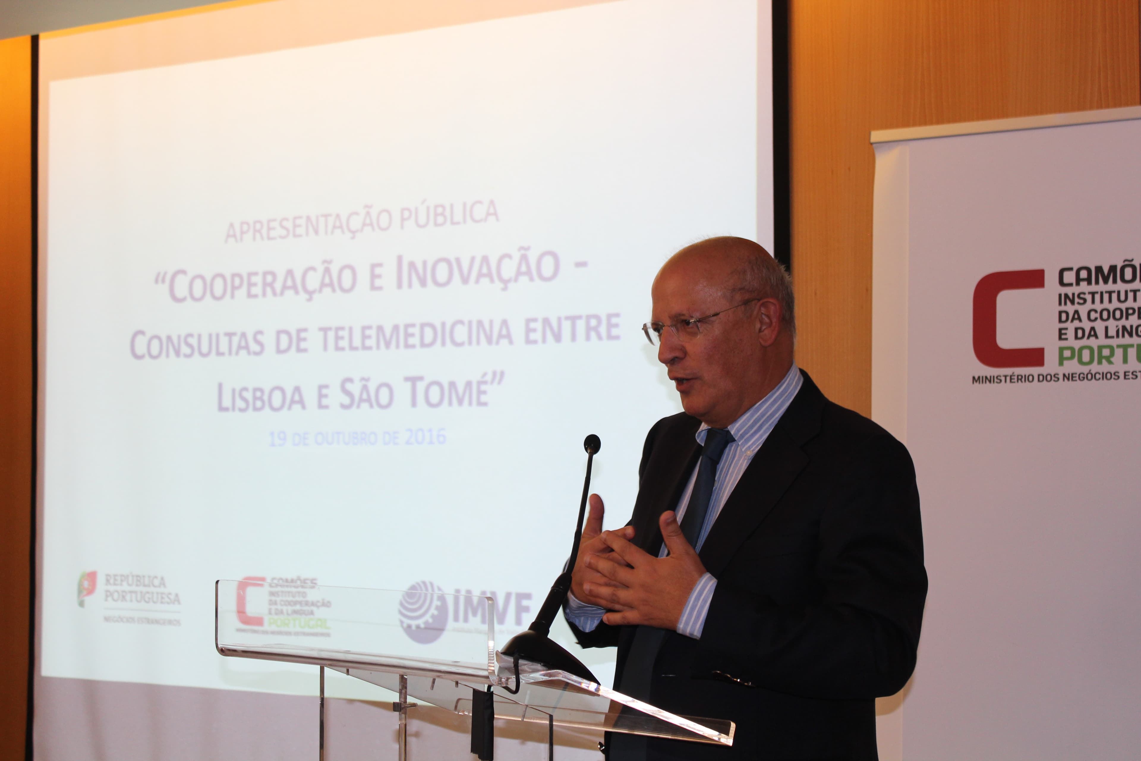 Ministro dos Negócios Estrangeiros, Augusto Santos Silva