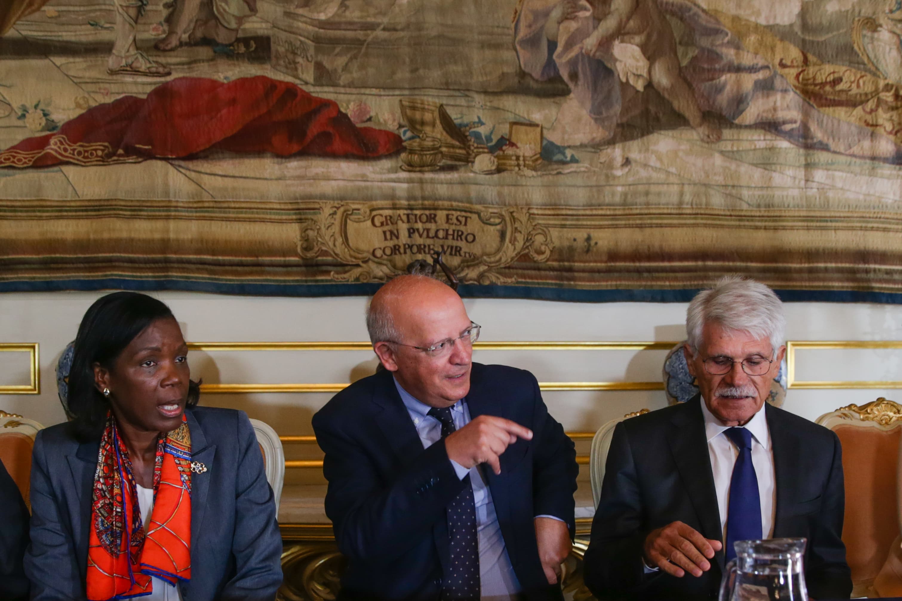 Ministro dos Negócios Estrangeiros, Augusto Santos Silva, e Ministra da Justiça, Francisca Van Dunem, e Comissário das Comemorações, Vital Moreira, na apresentação do Programa de Comemorações, Lisboa, 7 setembro 2018 (Foto: Tiago Petinga/Lusa)