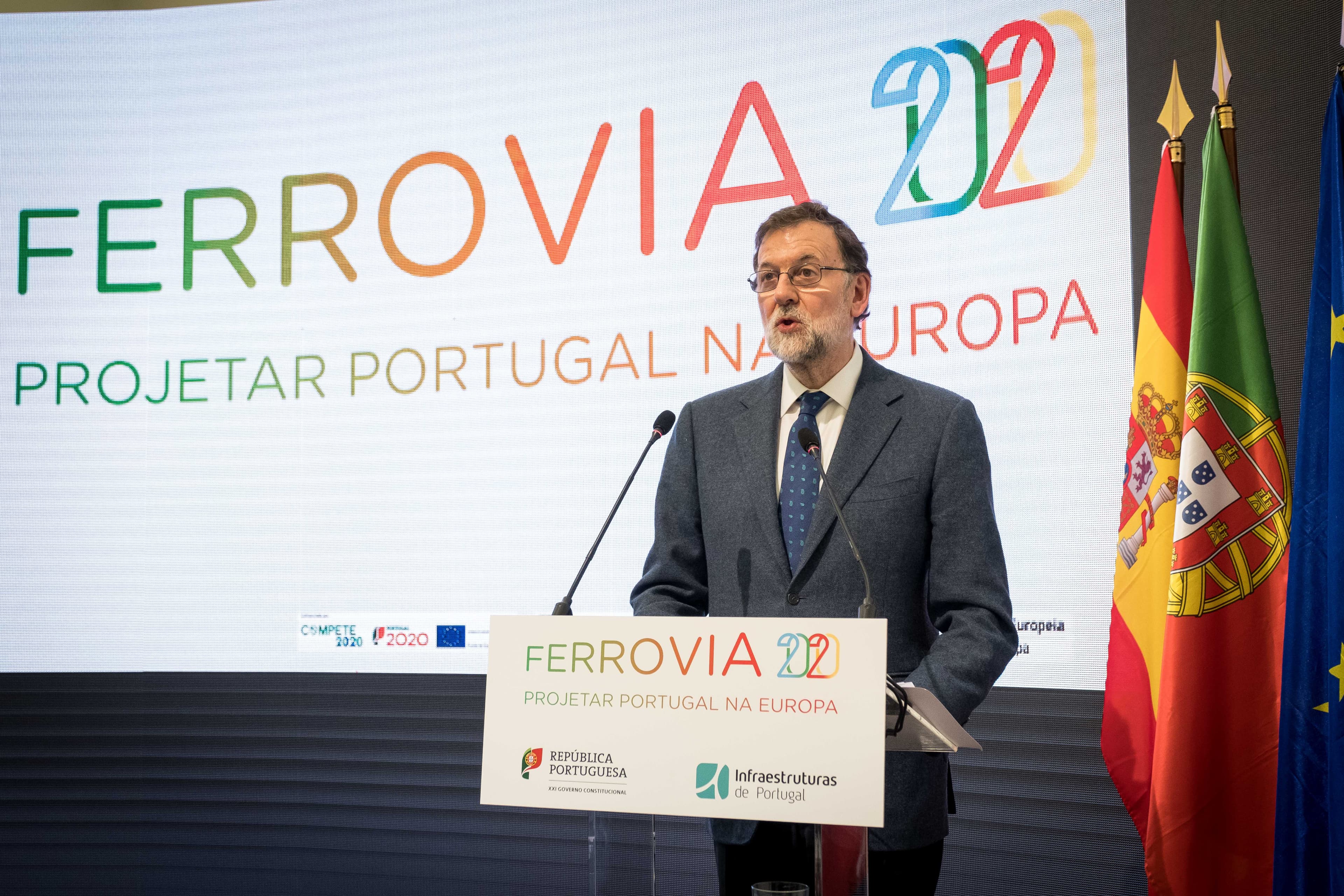 Presidente do Governo de Espanha, Mariano Rajoy, discursa no lançamento da linha ferroviária Évora-Caia, Elvas, 5 março 2018 (Foto: Clara Azevedo)