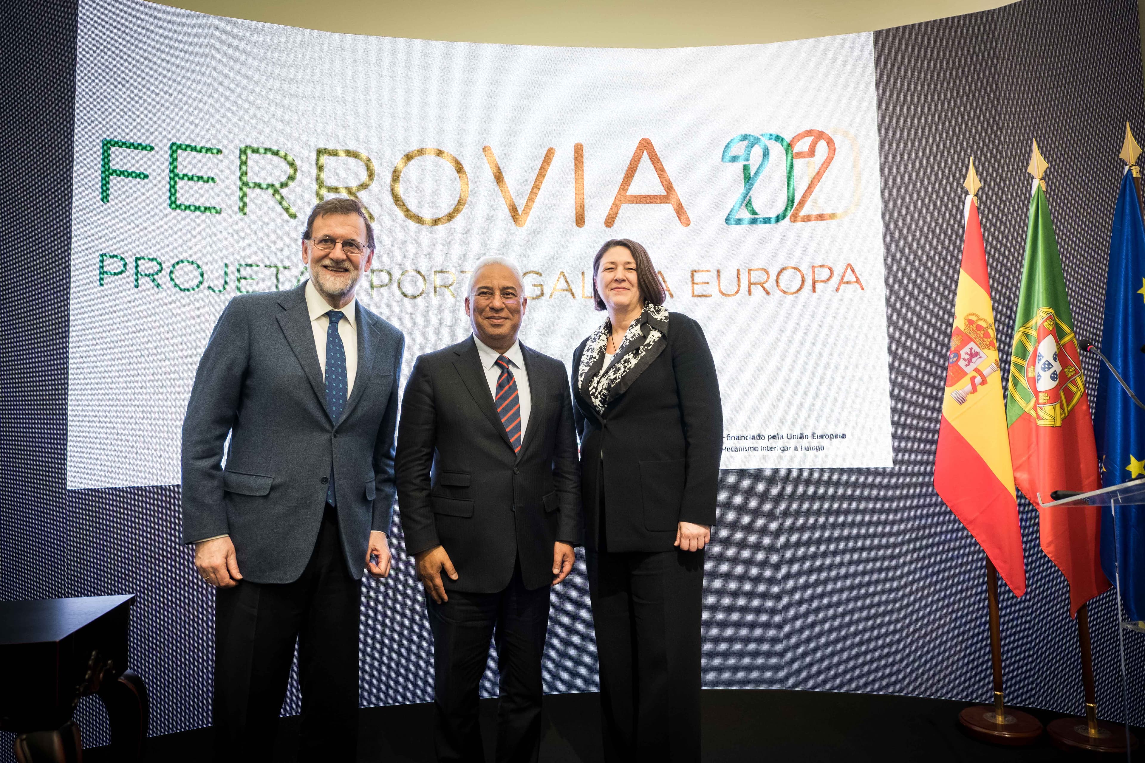Primeiro-Ministro António Costa e Presidente do Governo de Espanha, Mariano Rajoy, e Comissária da UE para os transportes, Violeta Bulc, no lançamento da linha ferroviária Évora-Caia, Elvas, 5 março 2018 (Foto: Clara Azevedo)