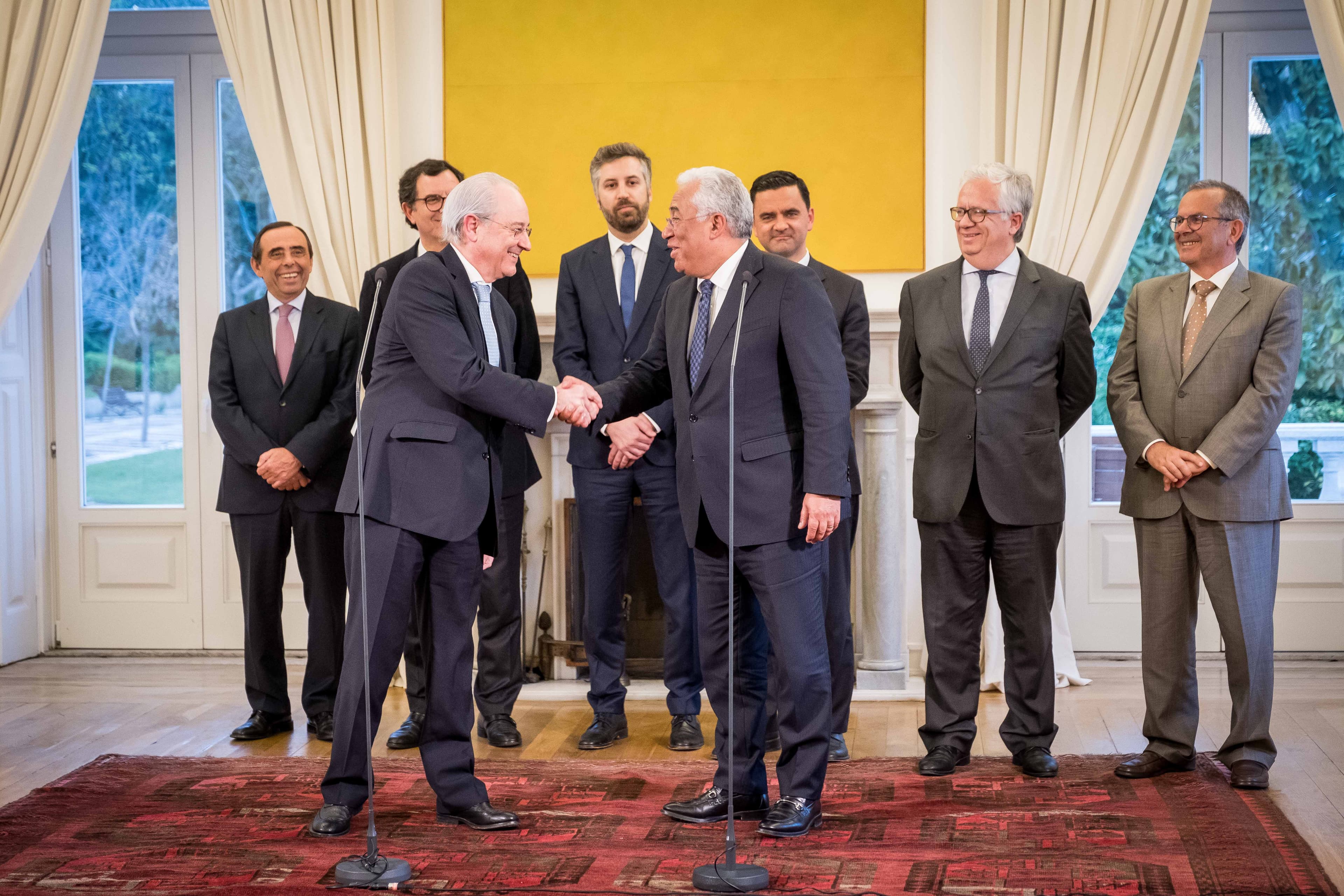 Primeiro-Ministro António Costa e Presidente do PSD Rui Rio após a assinatura das declarações conjuntas sobre fundos da União Europeia e descentralização, Lisboa, 18 abril 2018 (Foto: Clara Azevedo)