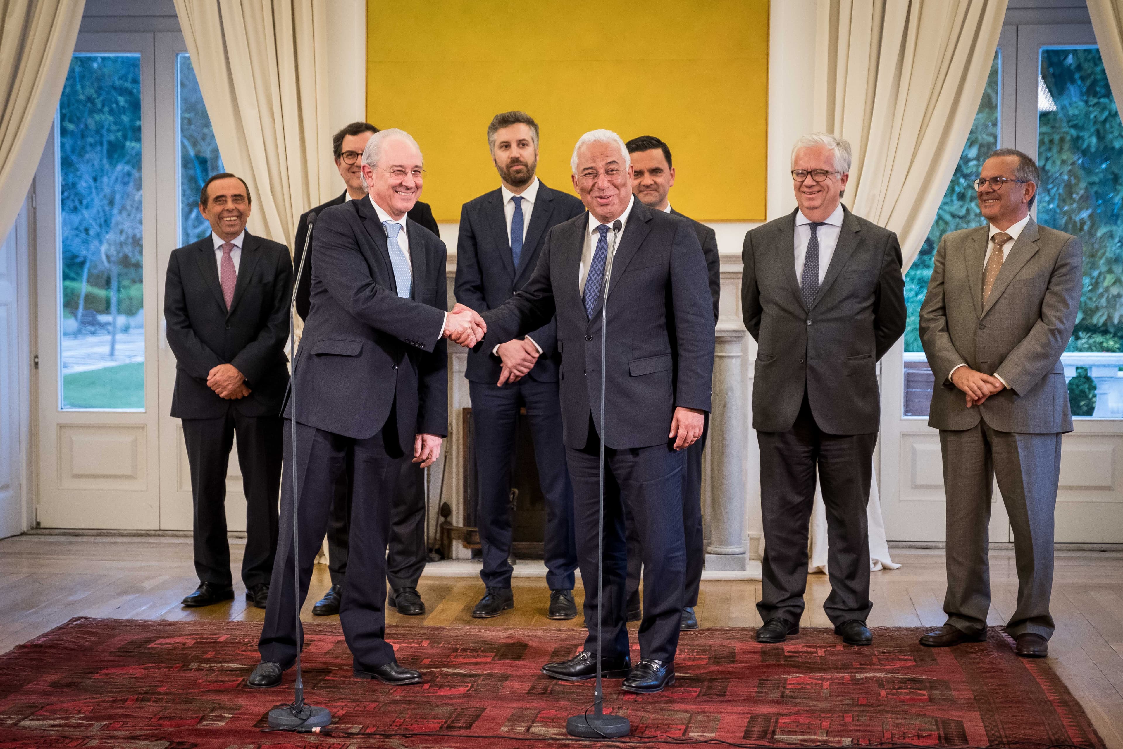 Primeiro-Ministro António Costa e Presidente do PSD Rui Rio após a assinatura das declarações conjuntas sobre fundos da União Europeia e descentralização, Lisboa, 18 abril 2018 (Foto: Clara Azevedo)