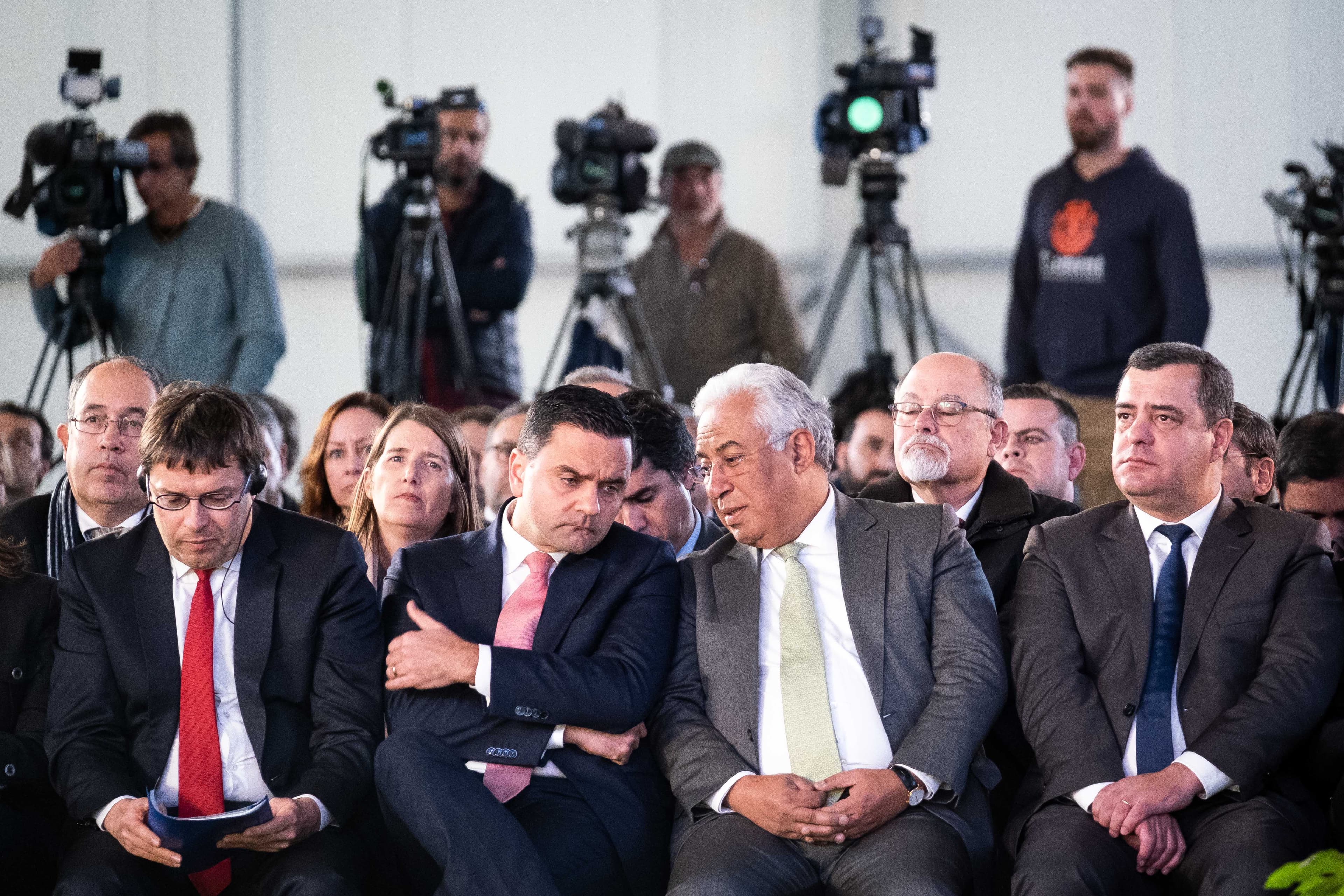 Assinatura do contrato da expansão da capacidade aeroportuária da região de Lisboa, Montijo, 8 janeiro 2019 (foto: Clara Azevedo)