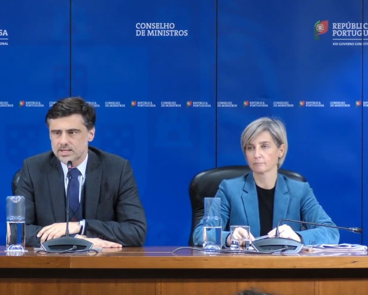 Ministra da Saúde, Marta Temido, e Secretário de Estado da Presidência do Conselho de Ministros, Tiago Antunes, na conferência de imprensa do Conselho de Ministros, 7 fevereiro 2019