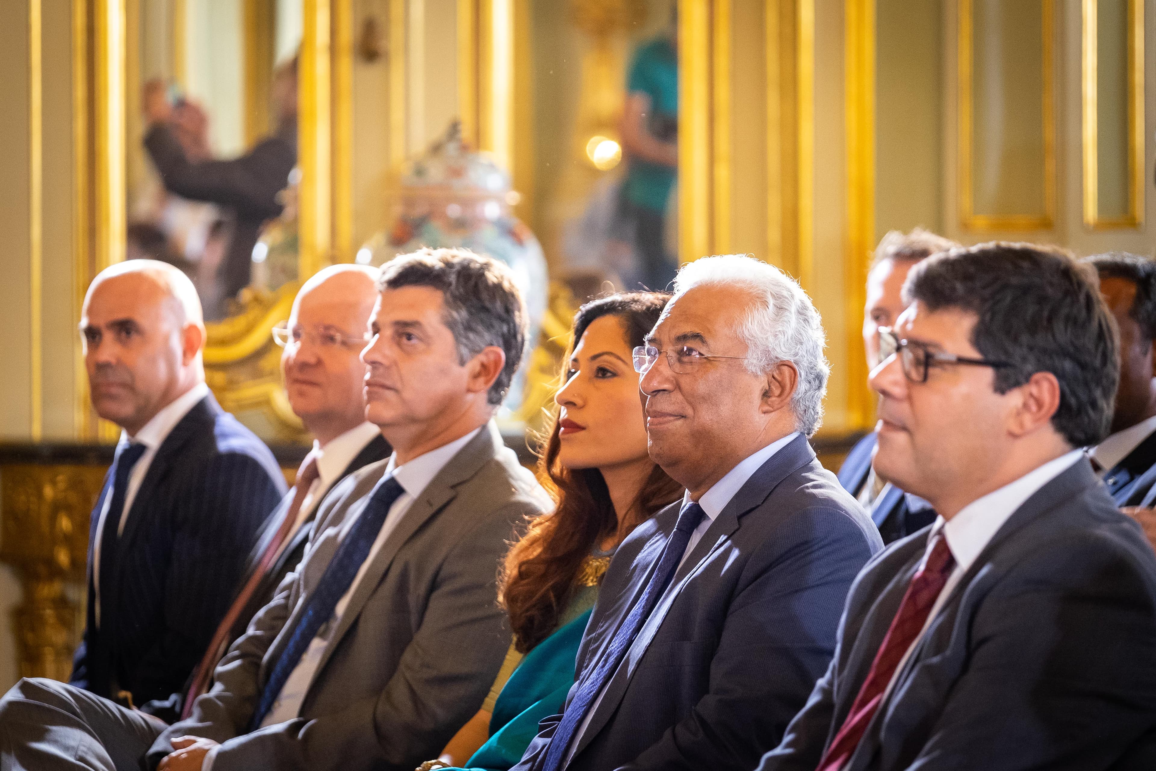 Primeiro-Ministro António Costa Ministro Caldeira Cabral, e Secretário de Estado Eurico Brilhante Dias, na assinatura do contrato com o aeroporto de Bangalore, Lisboa, 5 setembro 2018 (foto: Clara Azevedo)