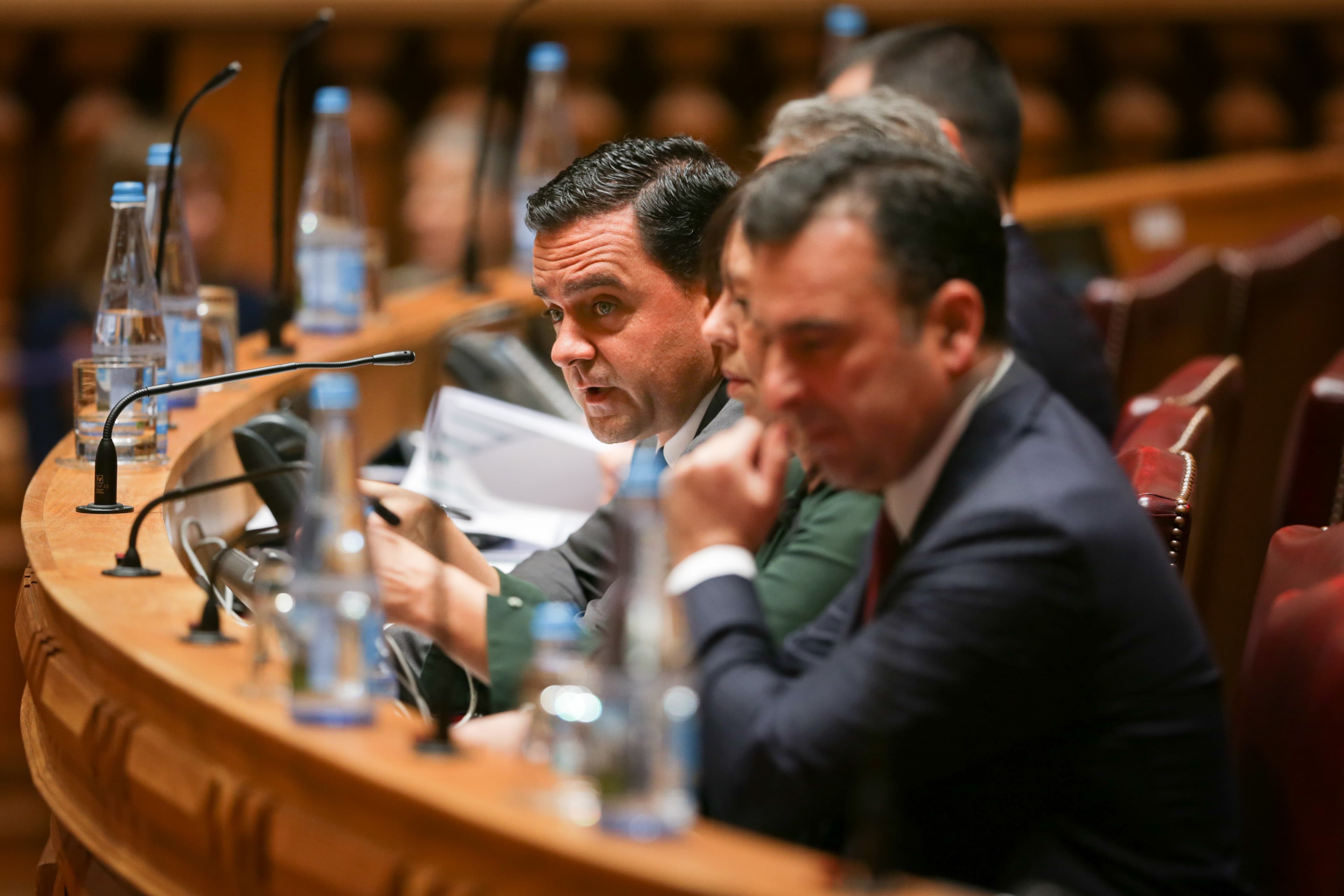 Ministro do Planeamento e das Infraestruturas, Pedro Marques, numa audição sobre o Orçamento do Estado para 2018 na Assembleia da República, Lisboa, 6 novembro 2017 (Foto: André Kosters/Lusa)
