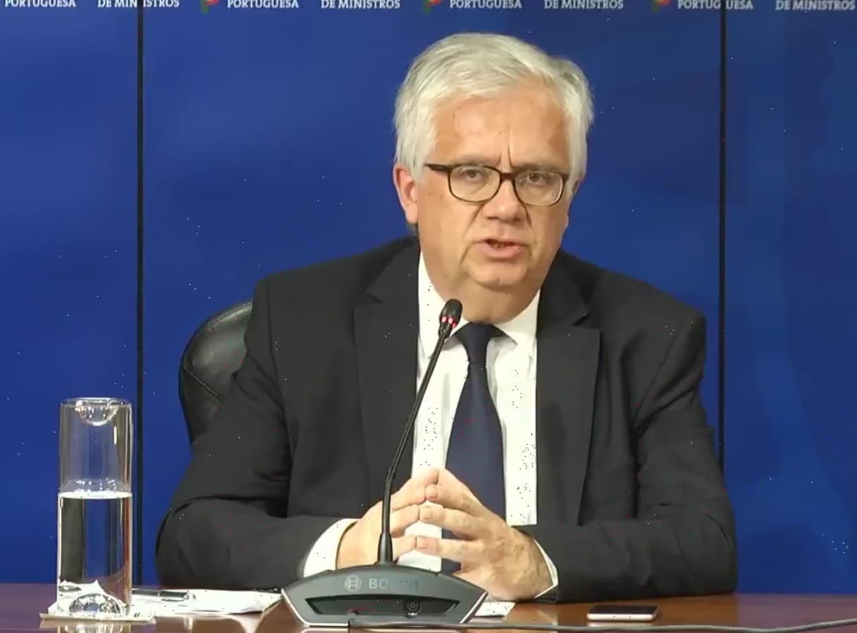 Ministro da Administração Interna, Eduardo Cabrita, na conferência de imprensa após a reunião do Conselho de Ministros, Lisboa, 28 junho 2018