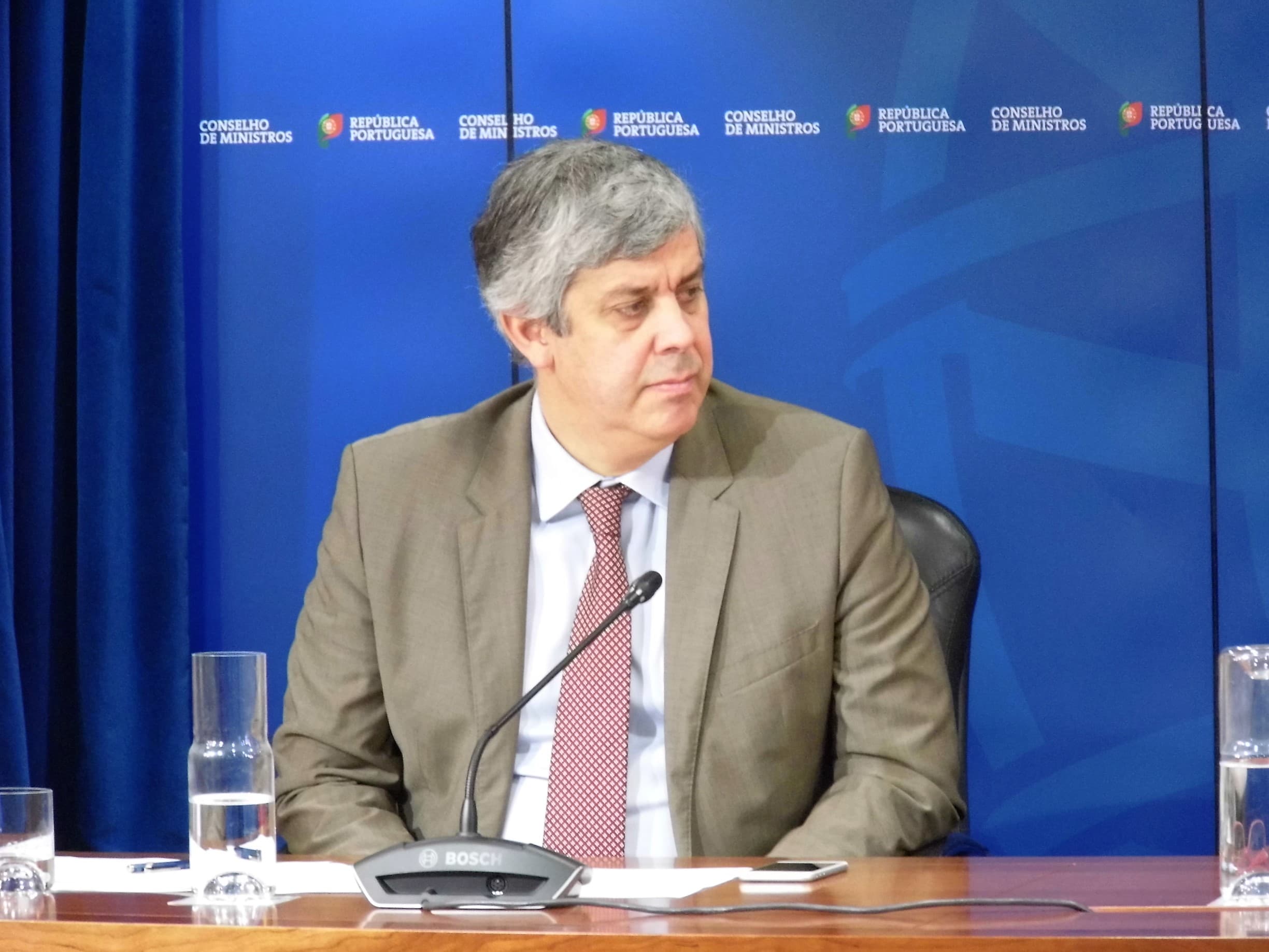 Ministro das Finanças, Mário Centeno, na conferência de imprensa após o Conselho de Ministros, 25 janeiro 2018