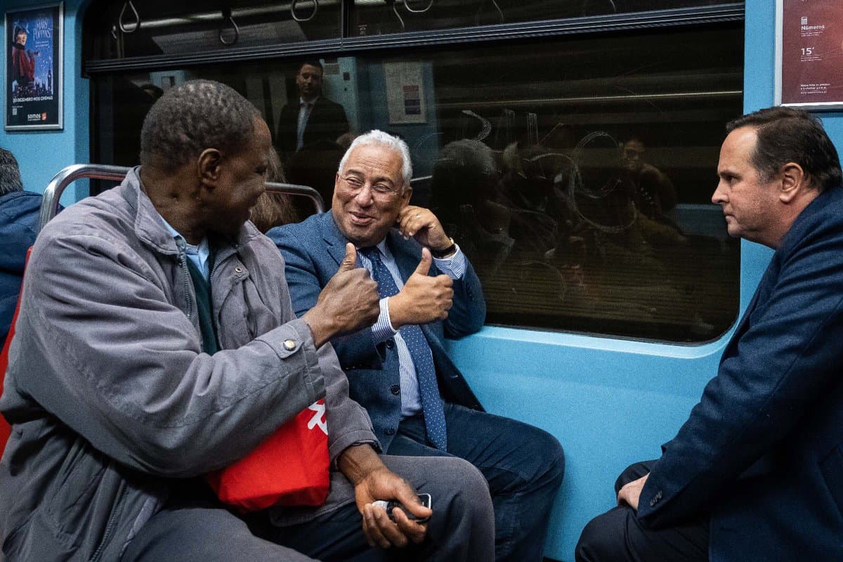 Primeiro-Ministro António Costa no metro, após o lançamento da expansão da rede do Metropolitano de Lisboa, 9 janeiro 2019 (foto: Clara Azevedo)