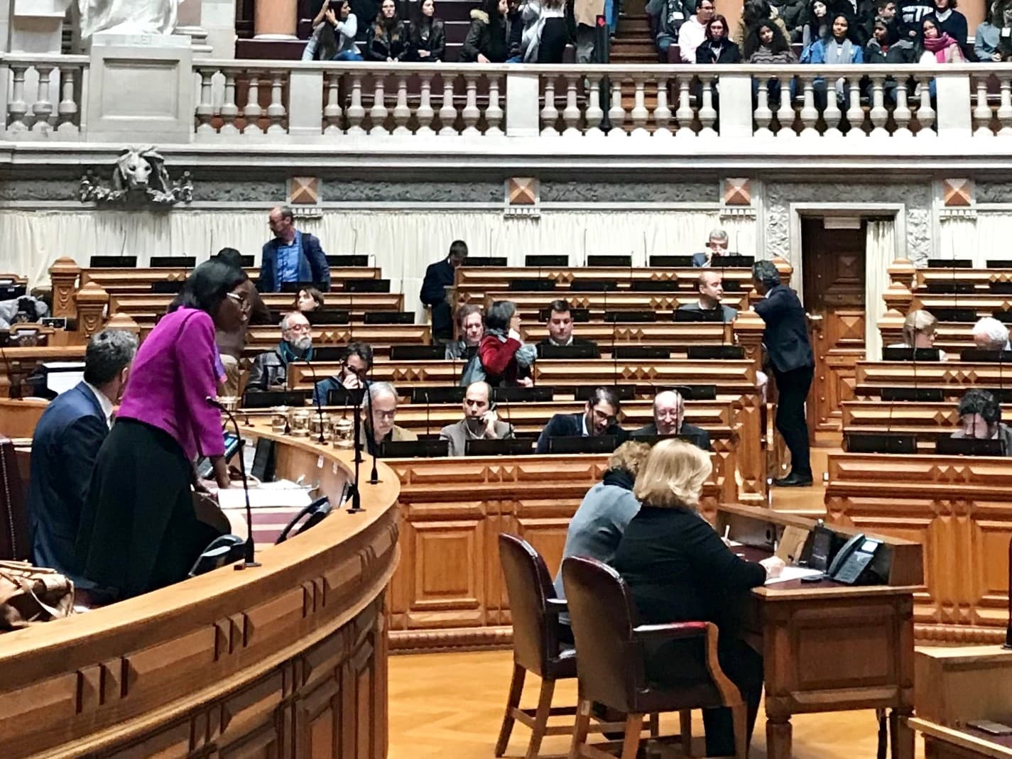 Ministra da Justiça, Francisca Van Dunem, na Assembleia da República, 9 janeiro 2018