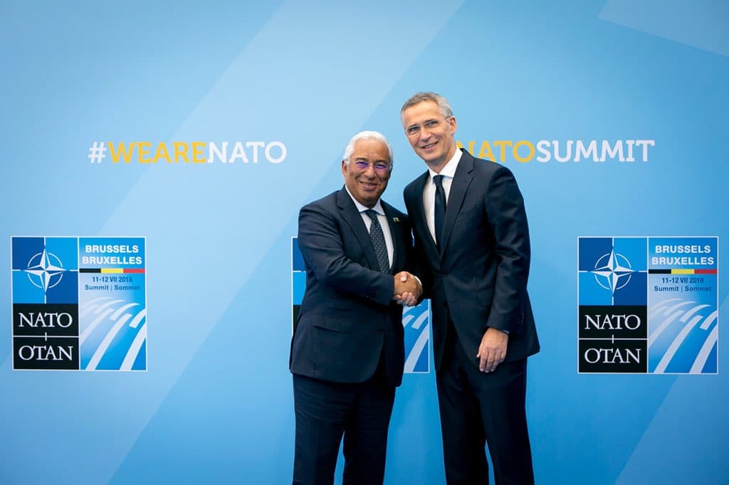 Primeiro-Ministro António Costa com o Secretário-geral, Jens Stoltenberg, à chegada para a cimeira da OTAN, Bruxelas, 11 julho 2018