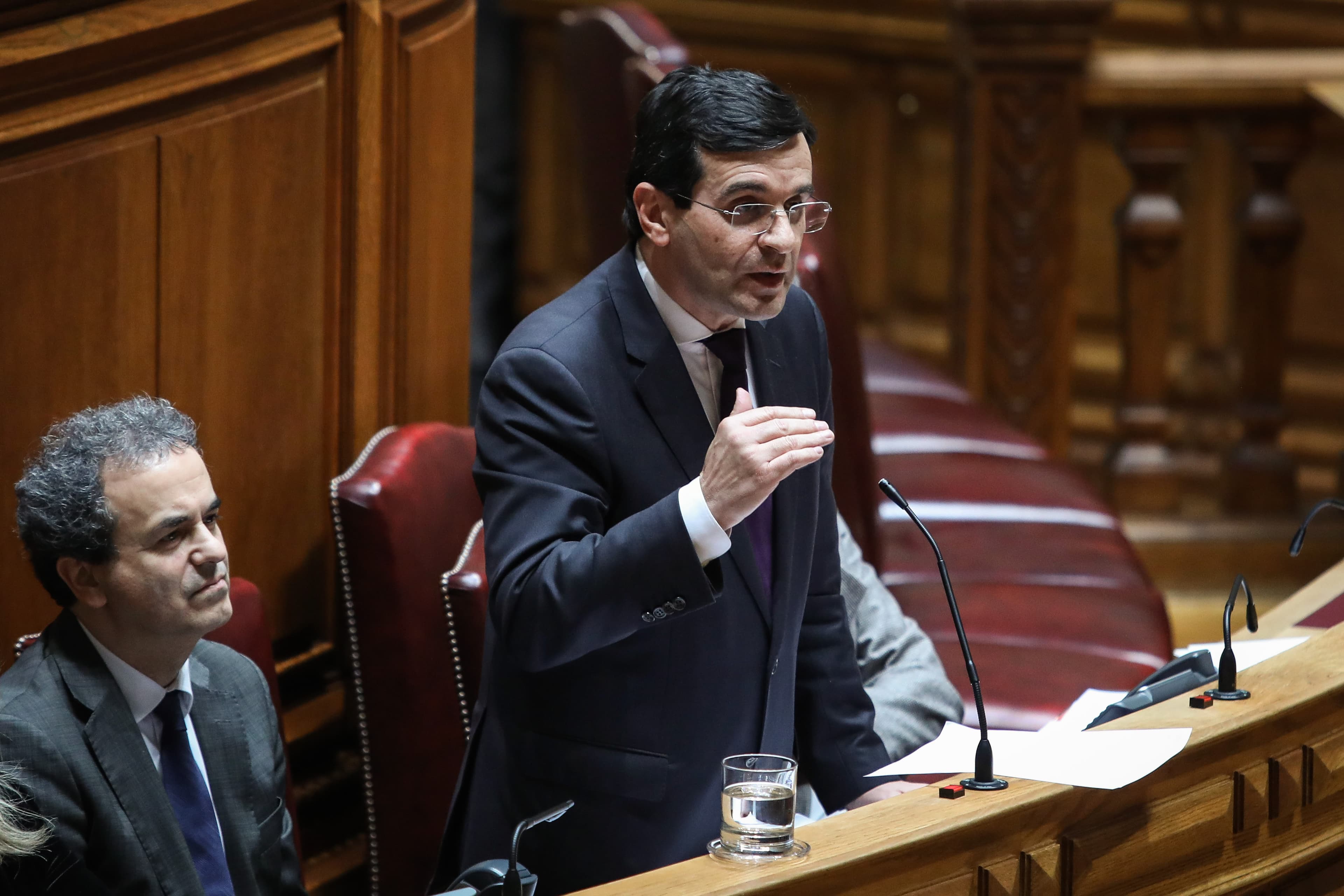 Ministro da Saúde, Adalberto Campos Fernandes, o debate sobre parcerias público-privadas na Saúde, na Assembleia da República, Lisboa, 10 janeiro 2018 (Foto: Miguel A. Lopes/Lusa)