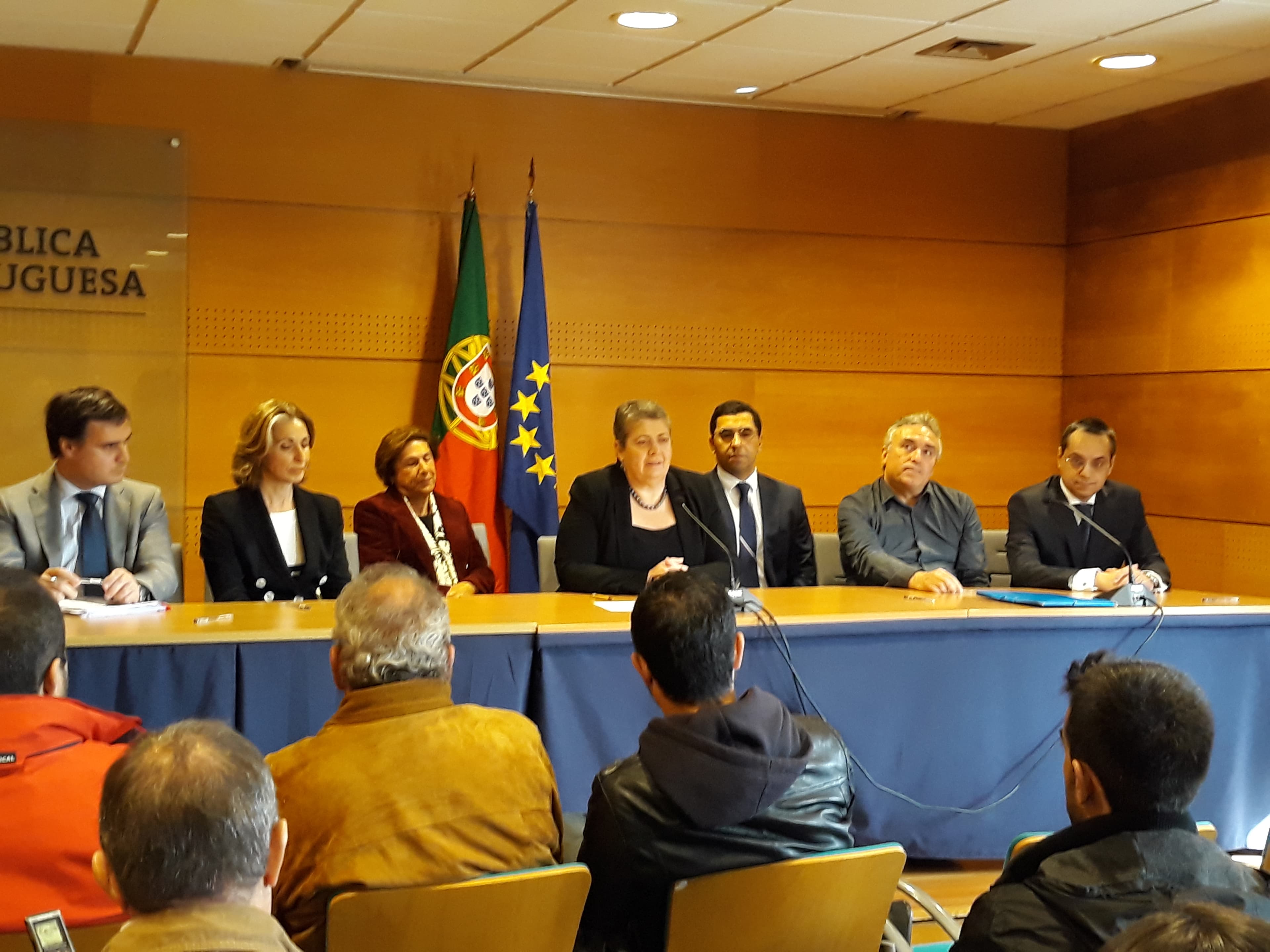 Ministra do Mar, Ana Paula Vitorino, na conferência de imprensa após o acordo alcançado entre o SEAL e os operadores portuários para o Porto de Setúbal, Algés, 14 dezembro 2018