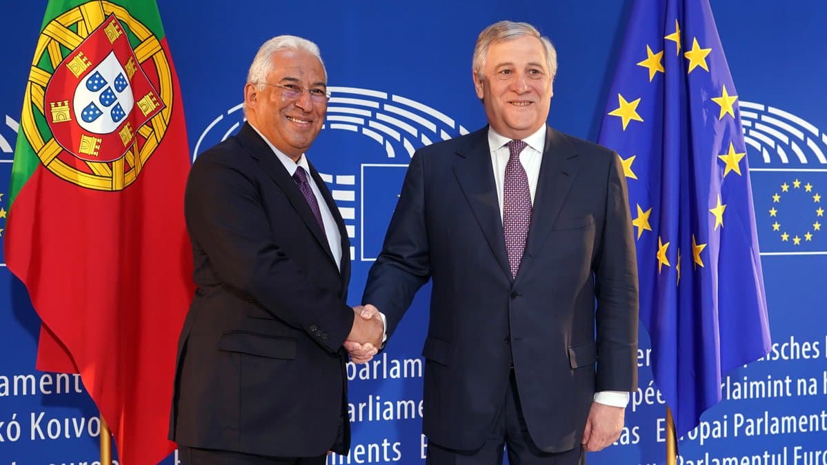Primeiro-Ministro, António Costa, com o Presidente do Parlamento Europeu, António Tajani, Estrasburgo, 14 março 2018 (Foto: Parlamento Europeu)