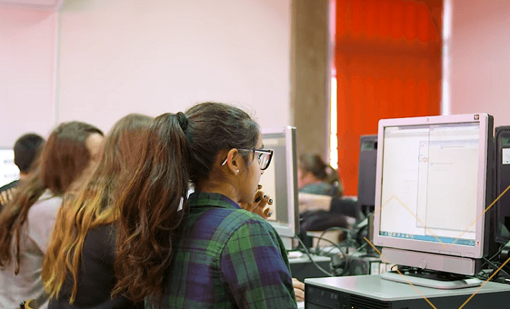 «Operação Escola em Rede» é um projeto promovido pela Direção-geral de Estatísticas da Educação e Ciência (DGEEC)
