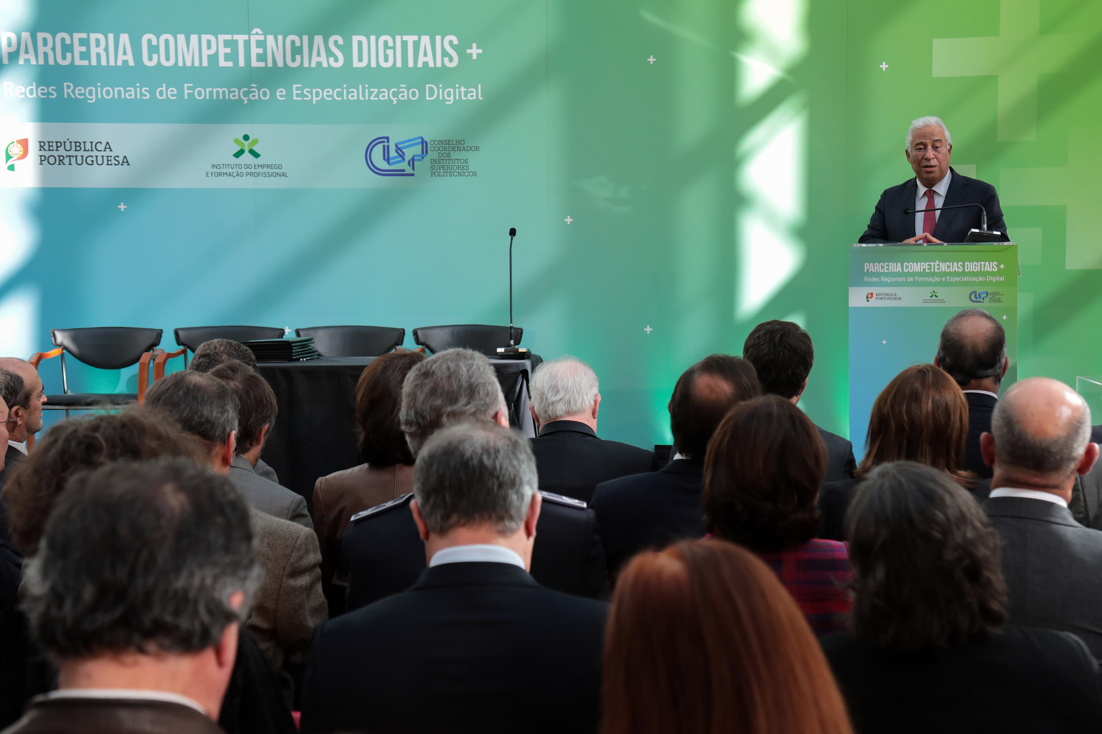 Primeiro-Ministro António Costa discursa na assinatura da Parceria Competências Digitais +, Leiria, 14 novembro 2018 (foto: Luís Filipe Coito/Lusa)