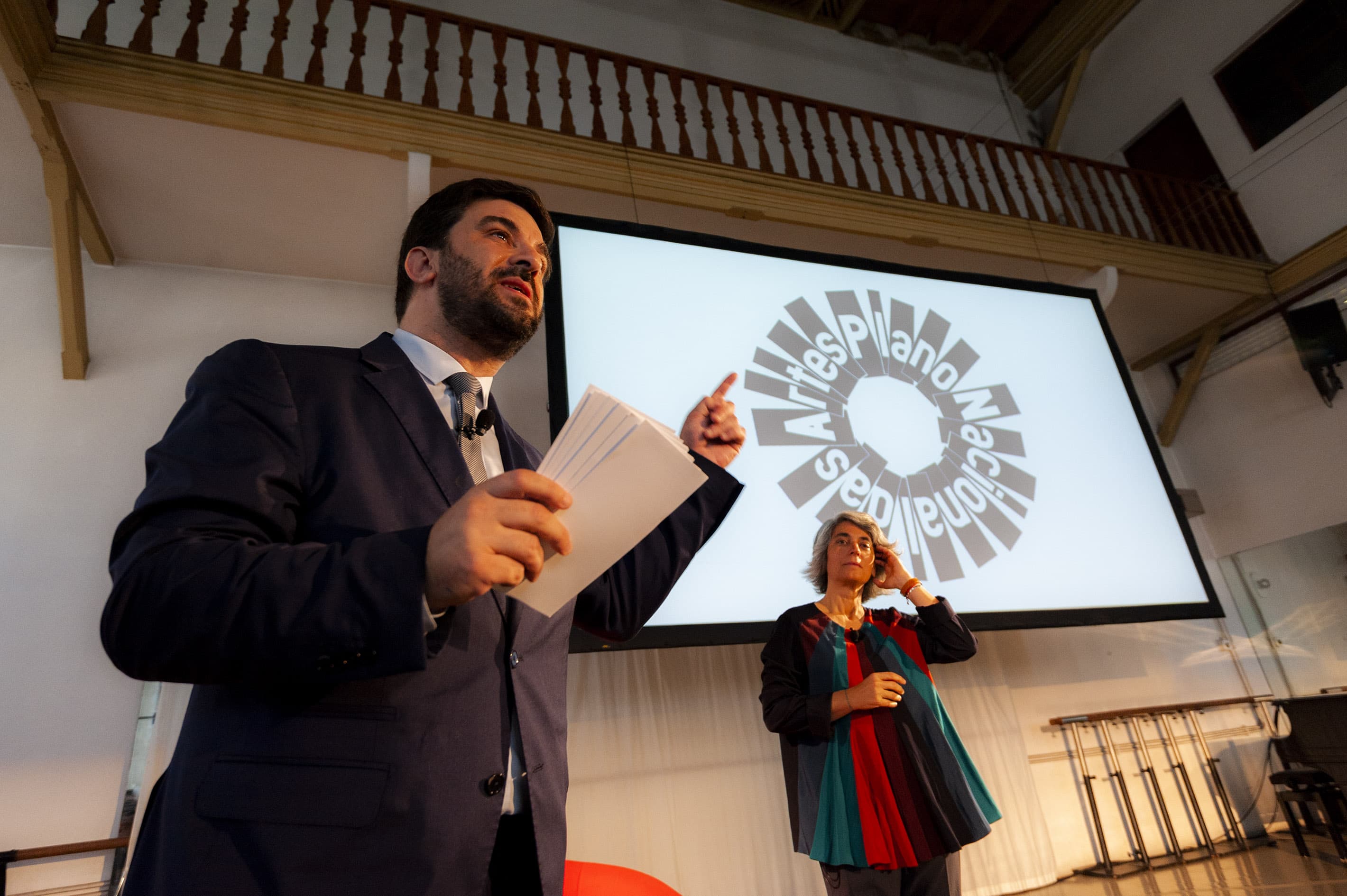 Ministra da Cultura, Graça Fonseca, e Ministro da Educação, Tiago Brandão Rodrigues, na apresentação da estratégia do Plano Nacional das Artes, Lisboa, 18 junho 2019 (Foto: João Bica)