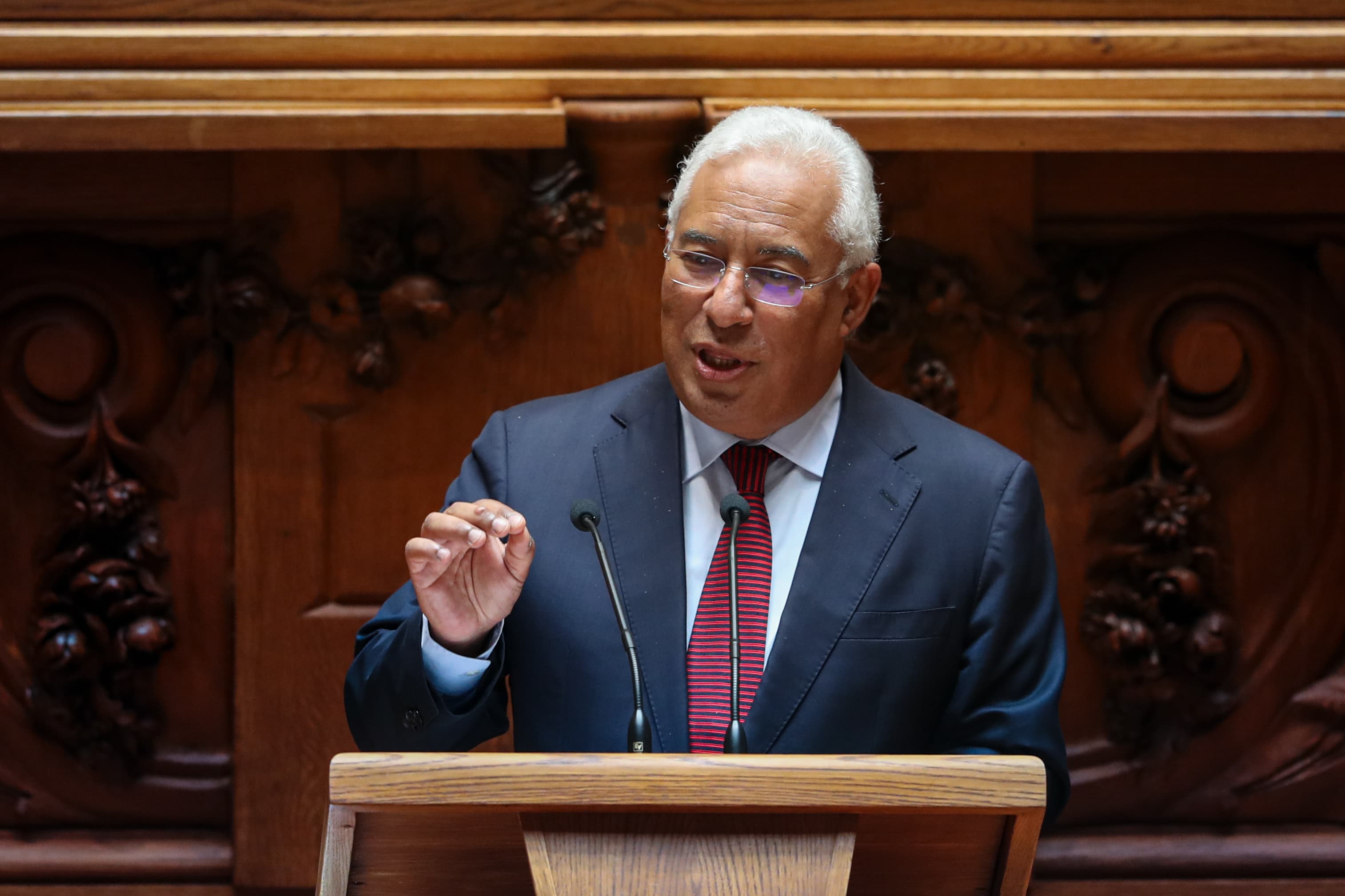 Primeiro-Ministro António Costa discursa no debate do estado da Nação, Assembleia da República,10 julho 2019 (foto: Manuel de Almeida/Lusa)