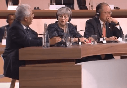 Primeiro-Ministro António Costa durante a intervenção na Cimeira Um Planeta, Paris, 12 dezembro 2017