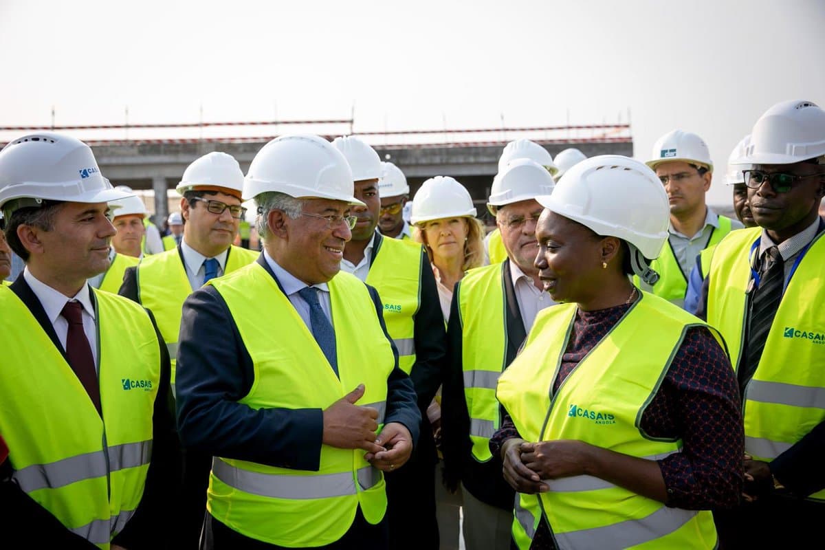 Primeiro-Ministro António Costa e Ministra da Saúde angolana, Sílvia Lutucuta, visitam a obra do Hospital Materno-Infantil da Camana, Luanda, 17 setembro 2018