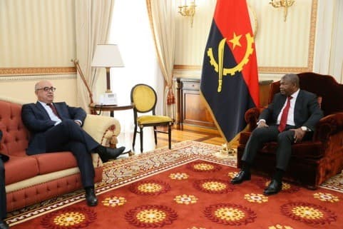 Ministro da Defesa Nacional, José Alberto Azeredo Lopes, e Presidente da República de Angola, João Lourenço, Luanda, 14 maio 2018