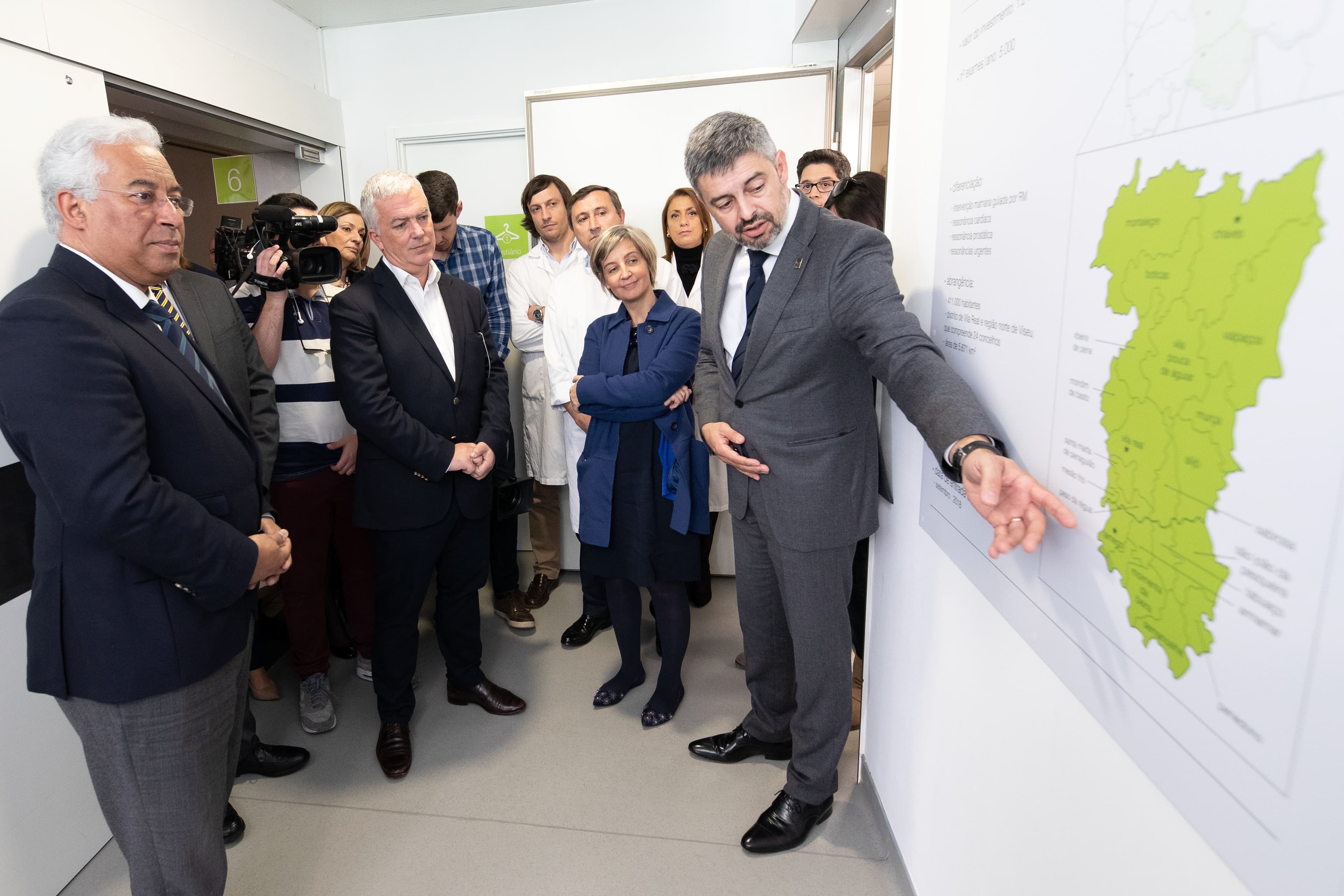 Primeiro-Ministro António Costa e Ministra da Saúde, Marta Temido, no Centro Hospital, Vila Real, 15 março 2019 (foto: Pedro Sarmento Costa/Lusa)