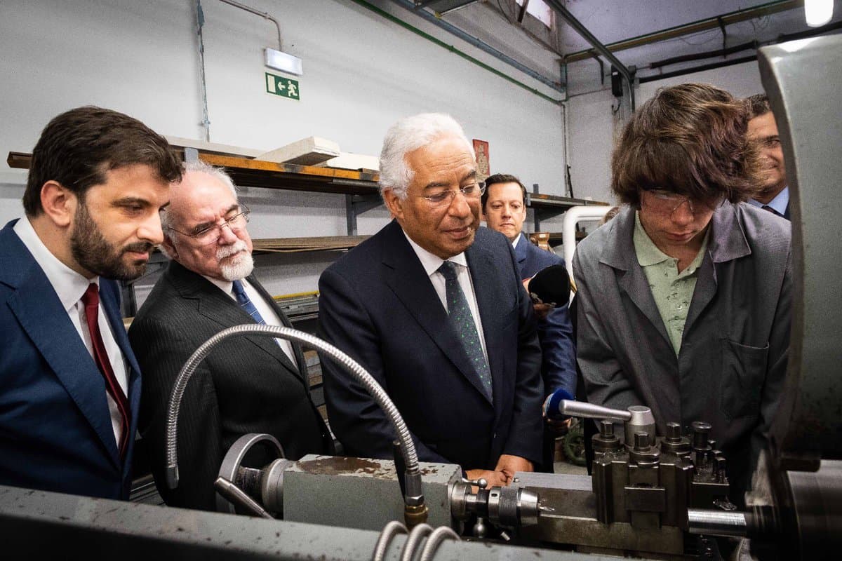 Primeiro-Ministro António Costa e Ministros Tiago Brandão Rodrigues e Vieira da Silva assinalam o segundo aniversário do programa Qualifica no Centro Qualifica de Tomar, 15 abril 2019