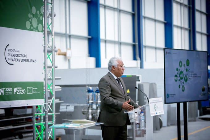 Primeiro-Ministro António Costa durante a cerimónia de lançamento do concurso para a empreitada de uma ligação rodoviária em Arouca, 11 outubro 2018