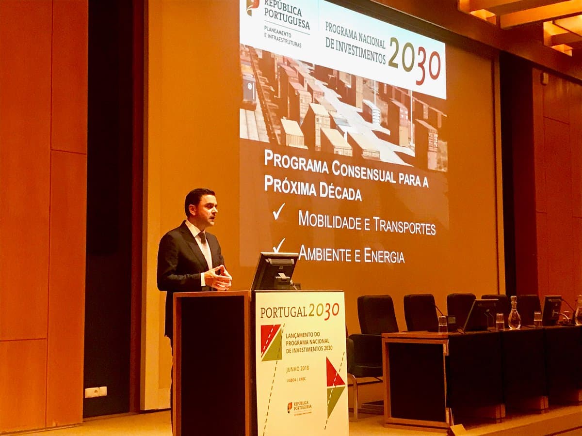 Ministro do Planeamento e das Infraestruturas, Pedro Marques, na abertura da discussão pública do Programa Nacional de Investimentos 2030, Lisboa, 19 junho 2018