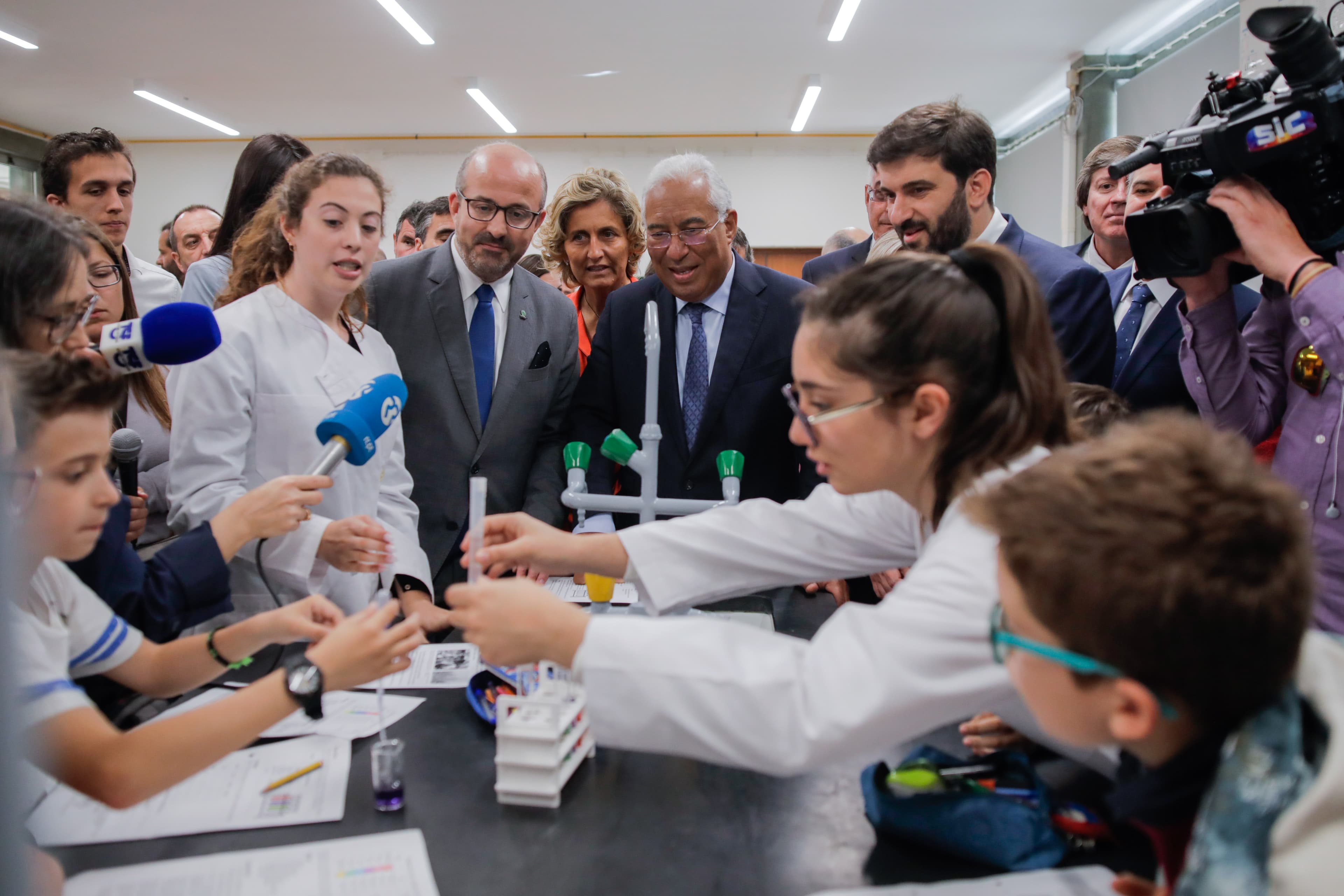 Primeiro-Ministro António Costa e Ministro da Educação, Tiago Brandão Rodrigues, inauguram a requalificação da Escola Básica e Secundária da Batalha, 7 junho 2019