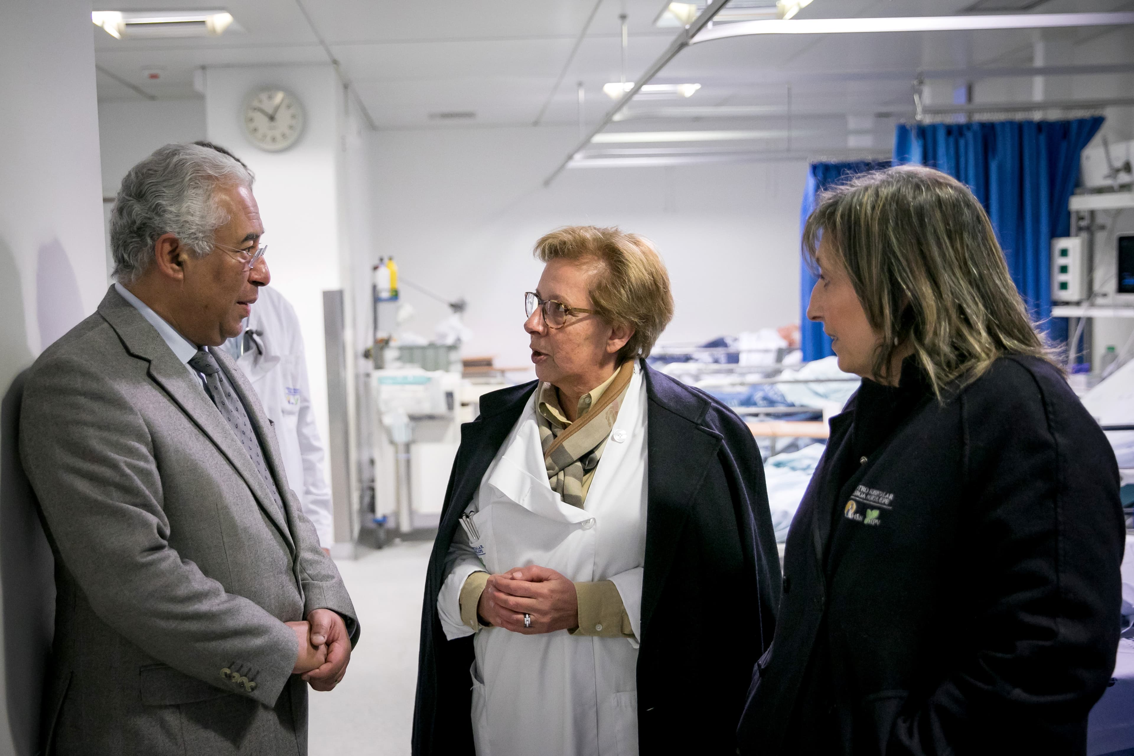 Primeiro-Ministro António Costa e Ministro da Saúde Adalberto Campos Fernandes visitam serviço de urgências do Hospital de Santa Maria, Lisboa, 6 janeiro 2018 (Foto: Paulo Vaz Henriques)