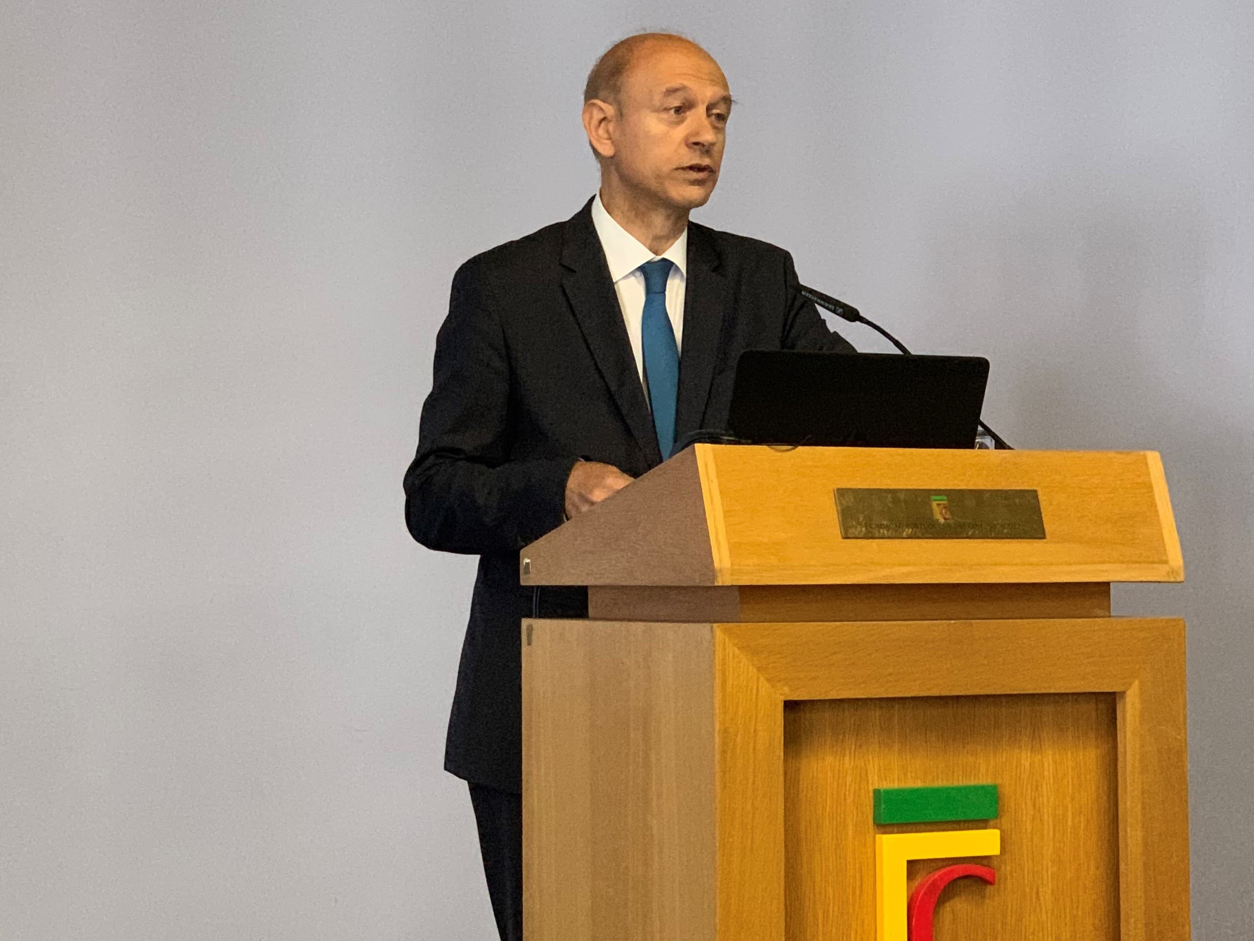 Secretário de Estado Adjunto e das Comunicações, Alberto Souto de Miranda, na conferência «Os desafios da regulação», Lisboa 29 maio 2019 (DR)