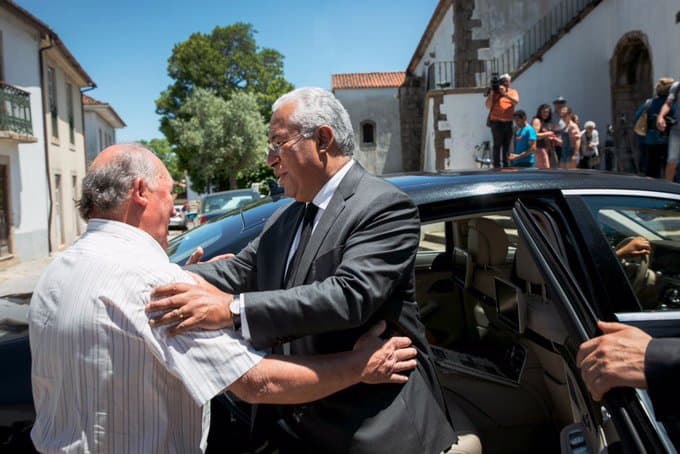 Primeiro-Ministro António Costa com o Presidente da Câmara Municipal de Pedrógão Grande no aniversário do incêndio florestal de 2017, 17 junho 2018
