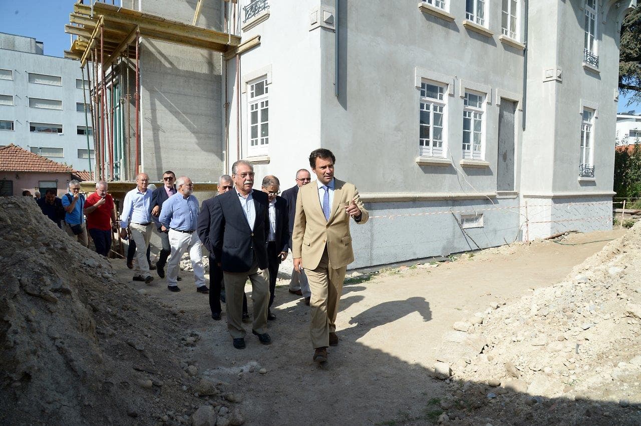 Secretário de Estado da Defesa Nacional, Marcos Perestrello, durante a visita à Associação dos Deficientes das Forças Armadas do Porto, 28 setembro 2018