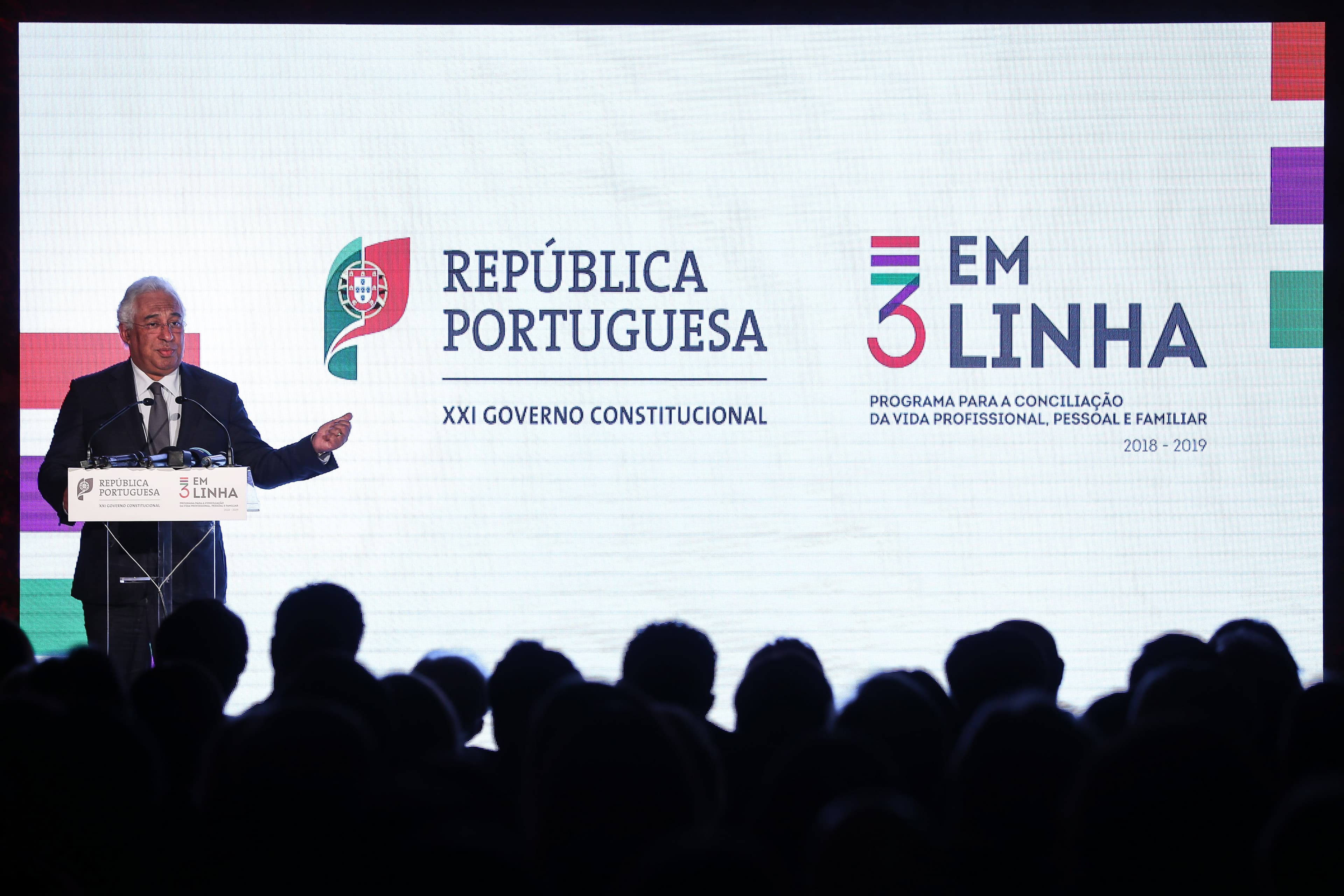 Primeiro-Ministro António Costa discursa na apresentação do programa de conciliação da vida pessoal, familiar e profissional 3 em Linha, Lisboa, 5 dezembro 2018 (foto: Mário Cruz/Lusa)