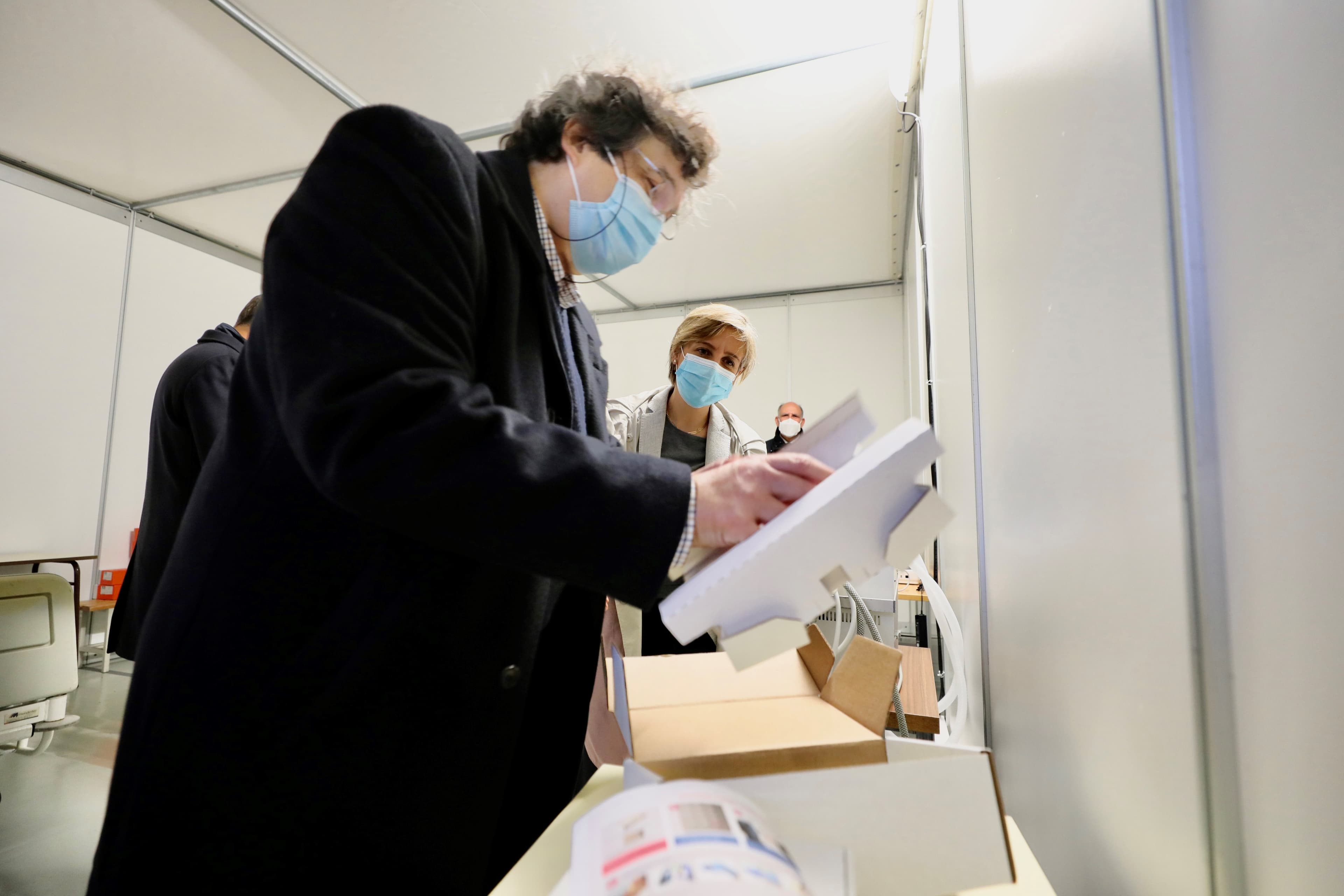 Ministra da Saúde, Marta Temido, visitou a Estrutura Hospitalar de Contingência de Lisboa, no Estádio Universitário de Lisboa, 21 janeiro 2021 (foto: João Bica)