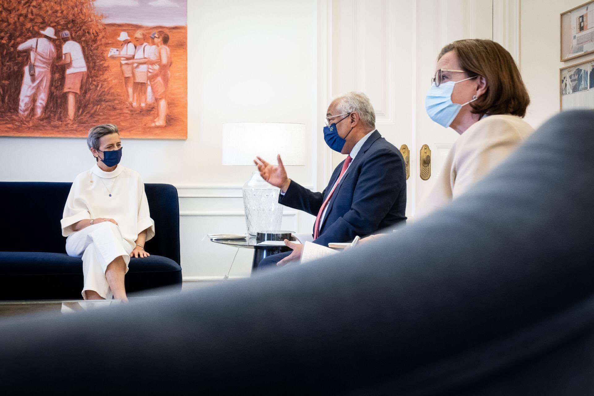 Primeiro-Ministro António Costa e Secretária de Estado Ana Paula Zacarias com a Vice-presidente da Comissão Europeia, Margrethe Vestager, Lisboa, 28 maio 2021
