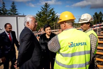 Primeiro-Ministro António Costa e Ministra da Agricultura, Maria do Céu Albuquerque, na visita à reabilitação da rede de rega de Camba, no âmbito do Governo Mais Próximo em Bragança, Alfandega da Fé, 26 fevereiro 2020 (Foto: Paulo Vaz Henriques)