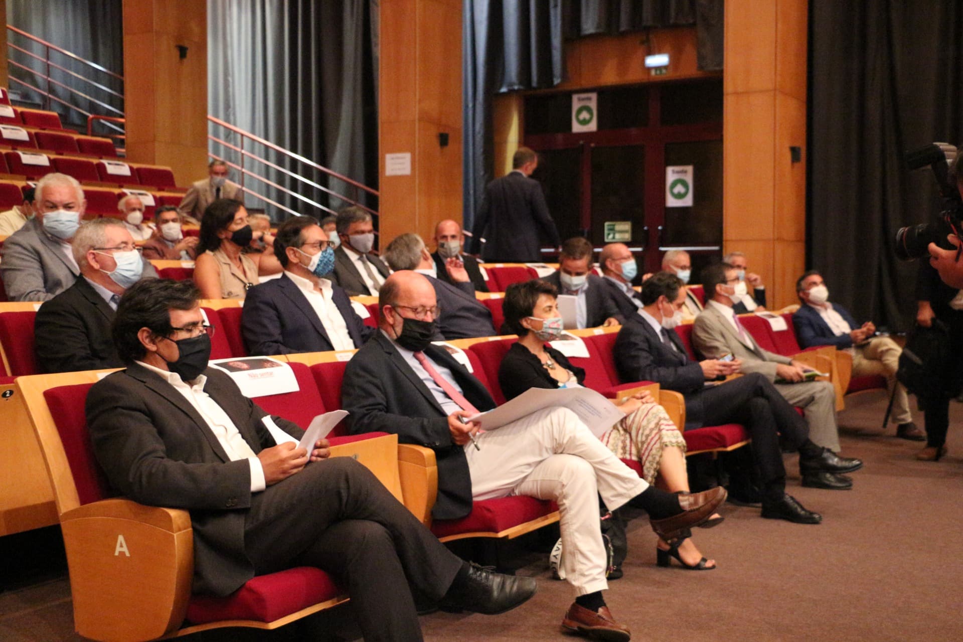 Ministros do Ambiente e da Ação Climática e da Agricultura na apresentação do Plano Regional de Eficiência Hídrica do Algarve, Faro, 16 setembro 2020