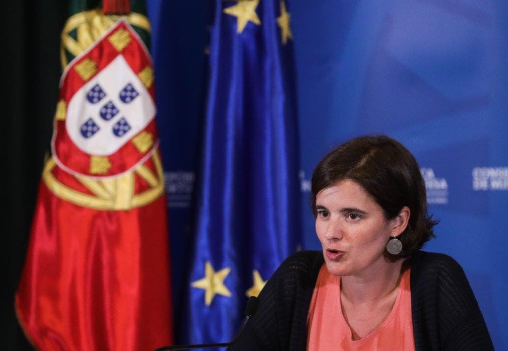 Ministra da Estado e da Presidência, Mariana Vieira da Silva, na conferência de imprensa do Conselho de Ministros, 27 agosto 2020 (foto: Tiago Petinga/Lusa)