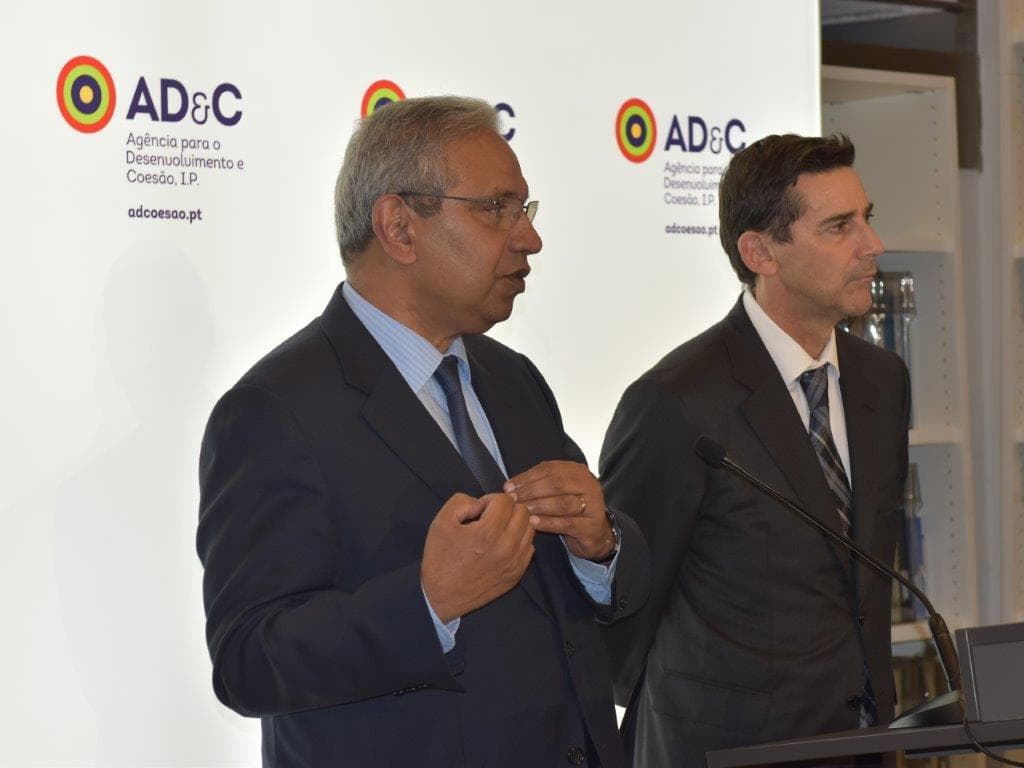 Ministro do Planeamento, Nelson de Souza, e Secretário de Estado do Planeamento, José Mendes, na apresentação da Bolsa de Recuperação do Portugal 2020, Lisboa, 10 fevereiro 2020