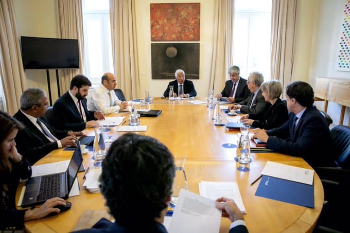 Primeiro-Ministro António Costa e Ministros Siza, Vieira, Santos Silva, Mário Centeno, Eduardo Cabrita, Nelson de Souza, Brandão Rodrigues, Marta Temido e Pedro Nuno Santos na reunião sobre o Covid-19, Lisboa, 10 março 2020