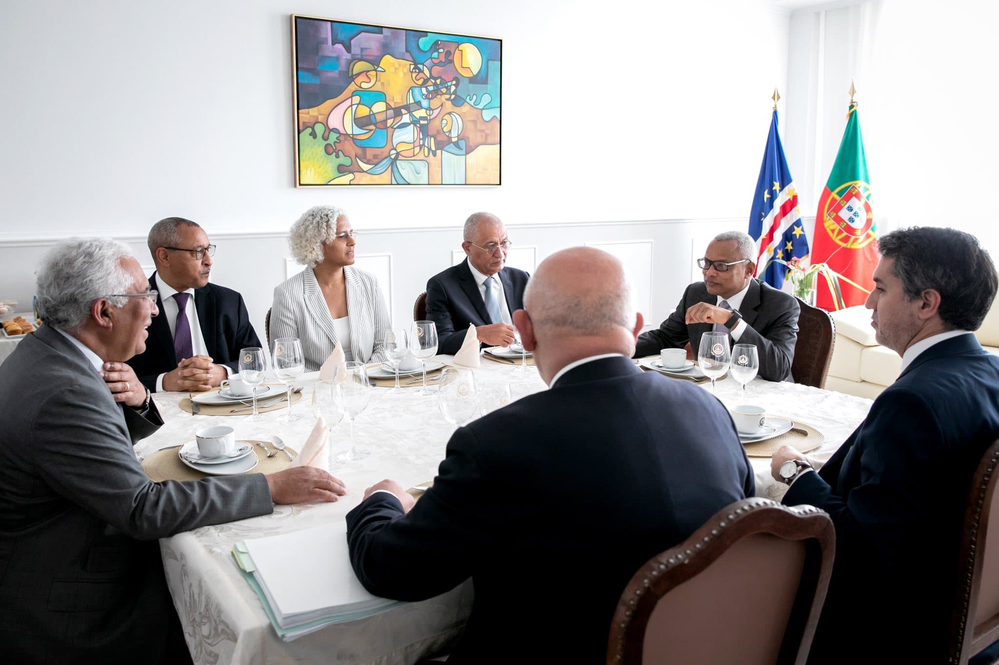 Prime Minister António Costa and the President of the Cape Verde José Maria Neves with Minister Augusto Santos Silva and Secretary of State Francisco André, Praia, 7 March 2022