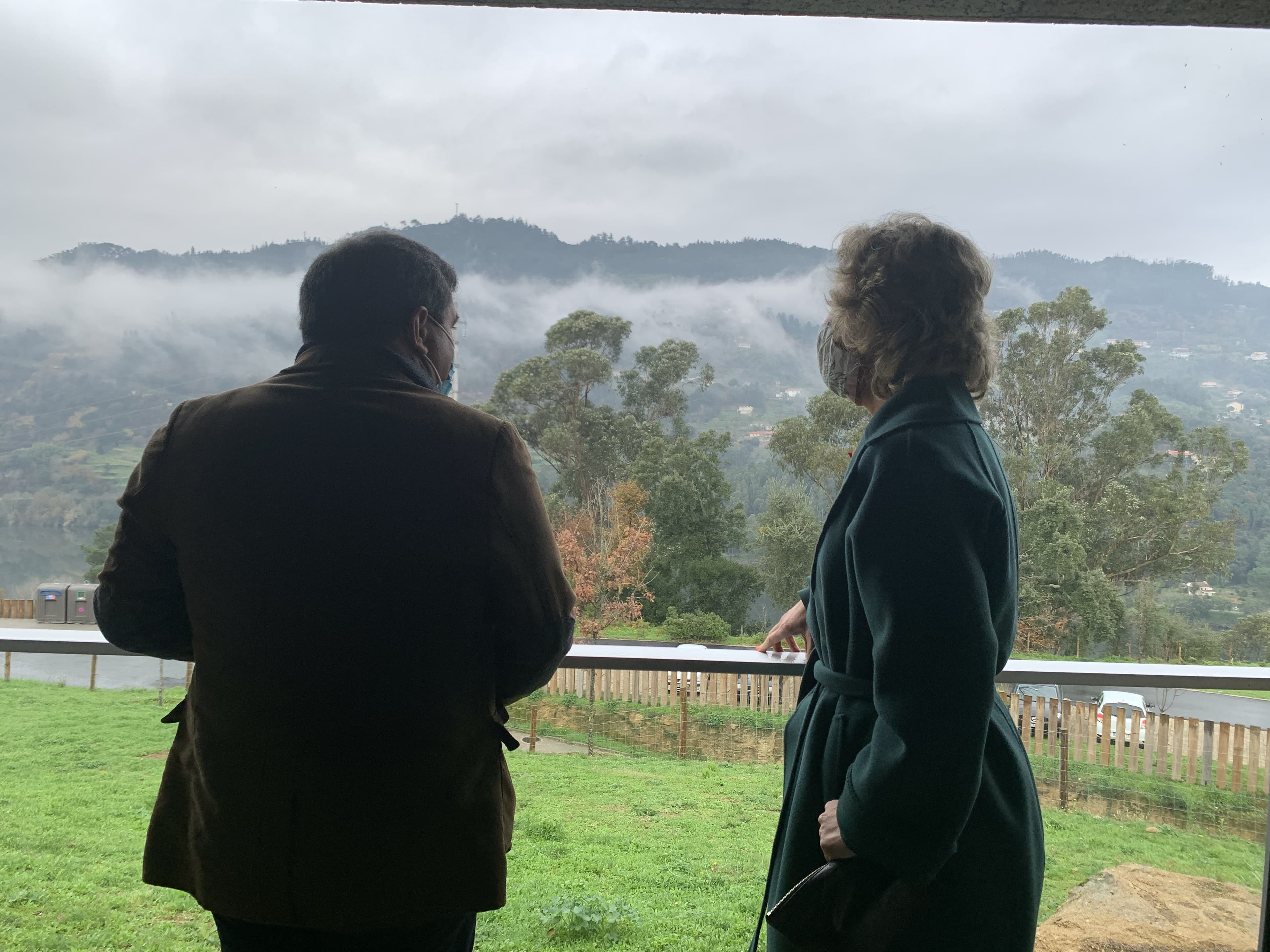 Ministra da Coesão Territorial, Ana Abrunhosa, durante a visita a Cinfães para conhecer os projetos desenvolvidos com o apoio de fundos comunitários, 21 dezembro 2020