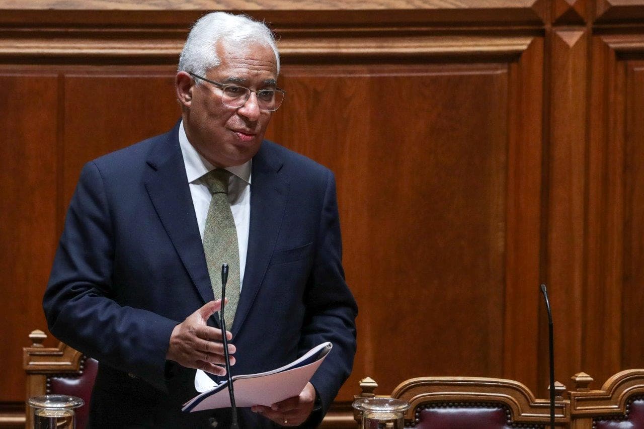 Primeiro-Ministro António Costa intervém no debate preparatório do Conselho Europeu, Assembleia da República, 22 março 2022 (foto: Tiago Petinga/Lusa)