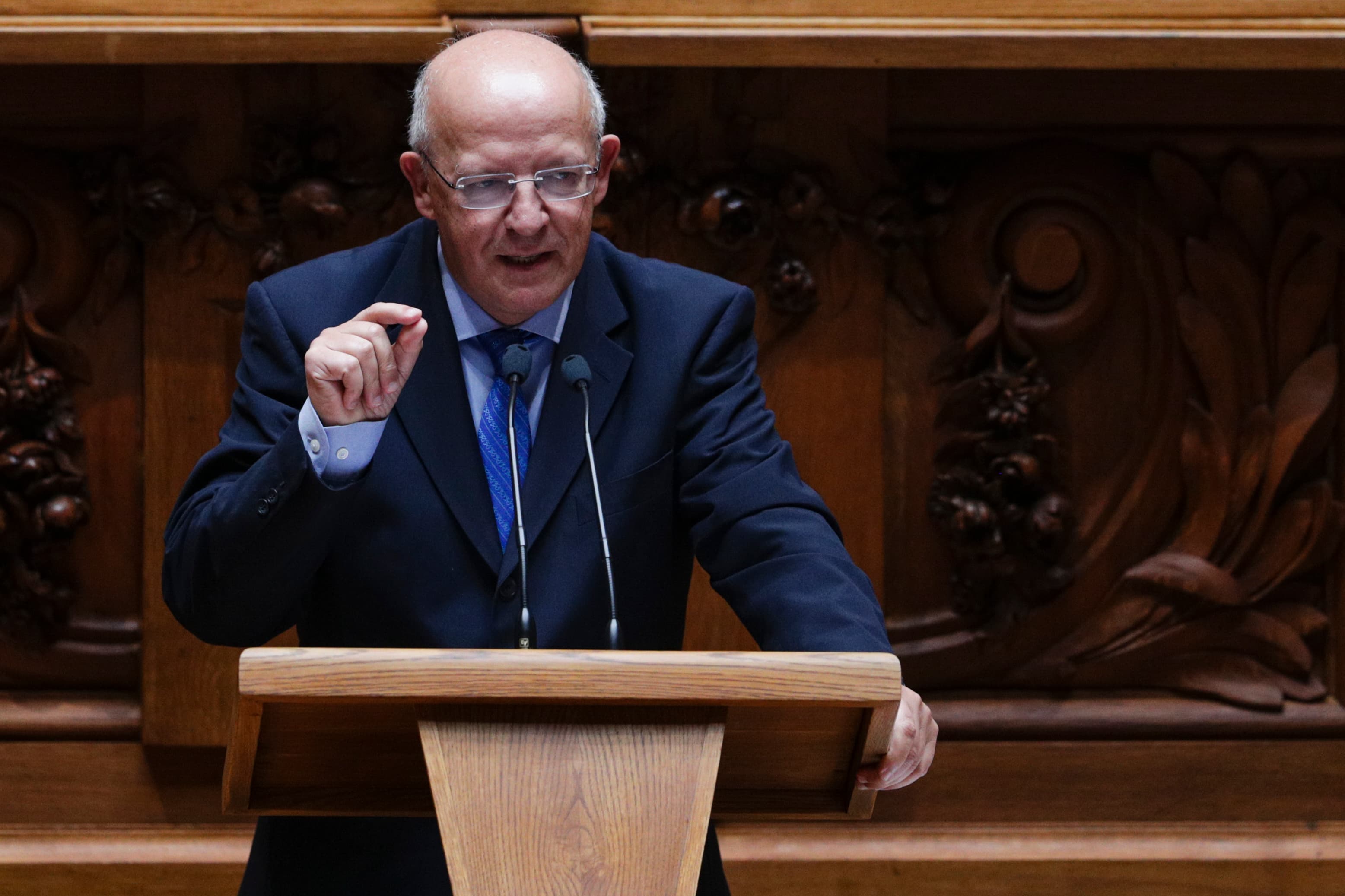 Ministro de Estado e dos Negócios Estrangeiros, Santos Silva, discursa no encerramento da apreciação parlamentar do Programa do Governo, Assembleia da República, 31 outubro 2019 (Foto: Tiago Petinga/Lusa)
