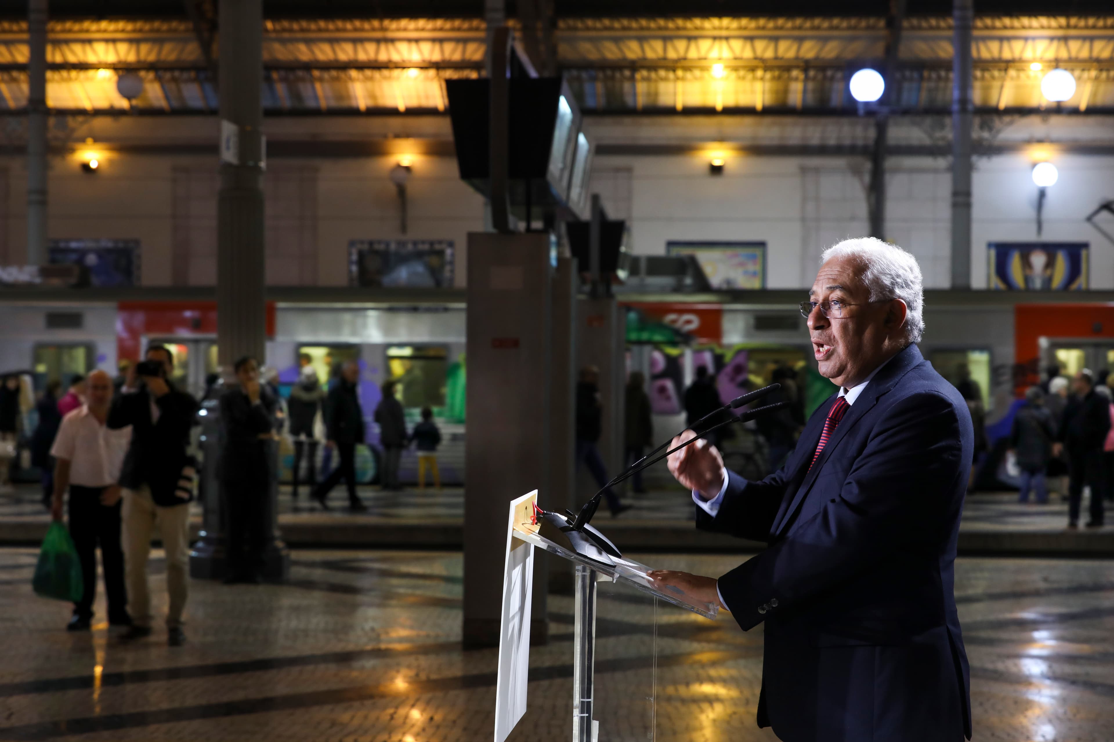Primeiro-Ministro António Costa na cerimónia de assinatura de um contrato de serviço público entre o Estado e a CP – Comboios de Portugal, Lisboa, 28 novembro 2019 (Foto: José Sena Goulão/Lusa)