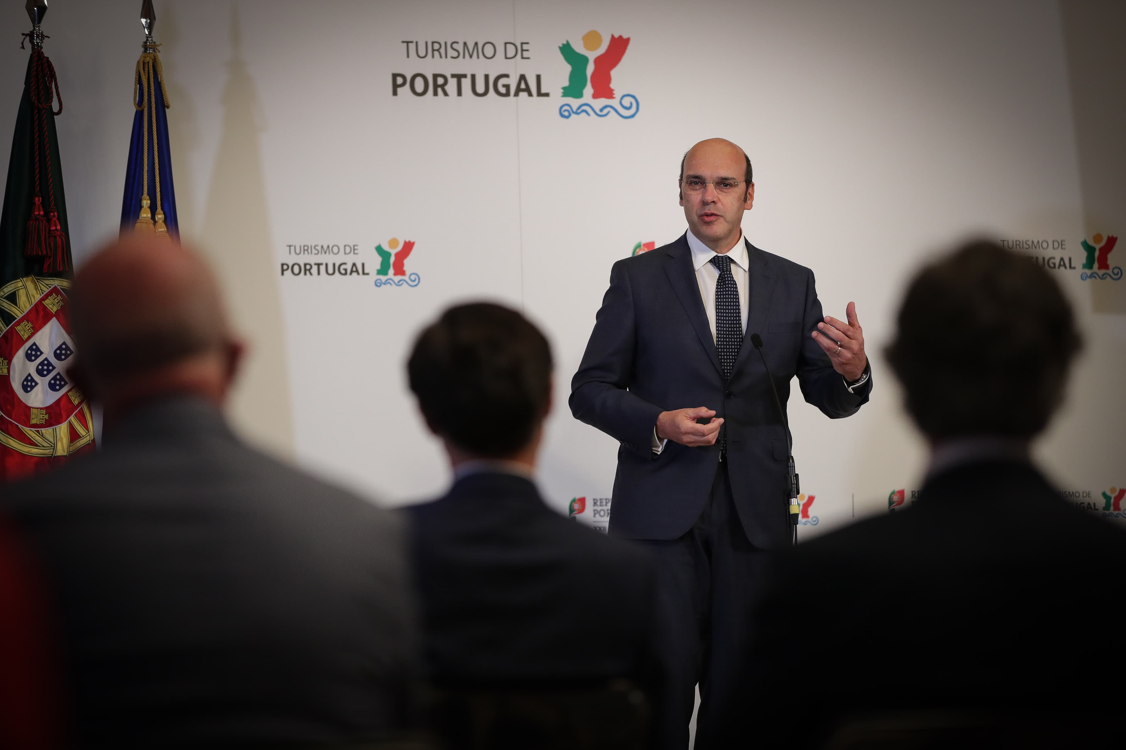 Ministro de Estado, da Economia e da Transição Digital, Pedro Siza Vieira, no lançamento de uma campanha de Turismo Interno, Lisboa, 15 junho 2020 (Foto: Mário Cruz/Lusa)