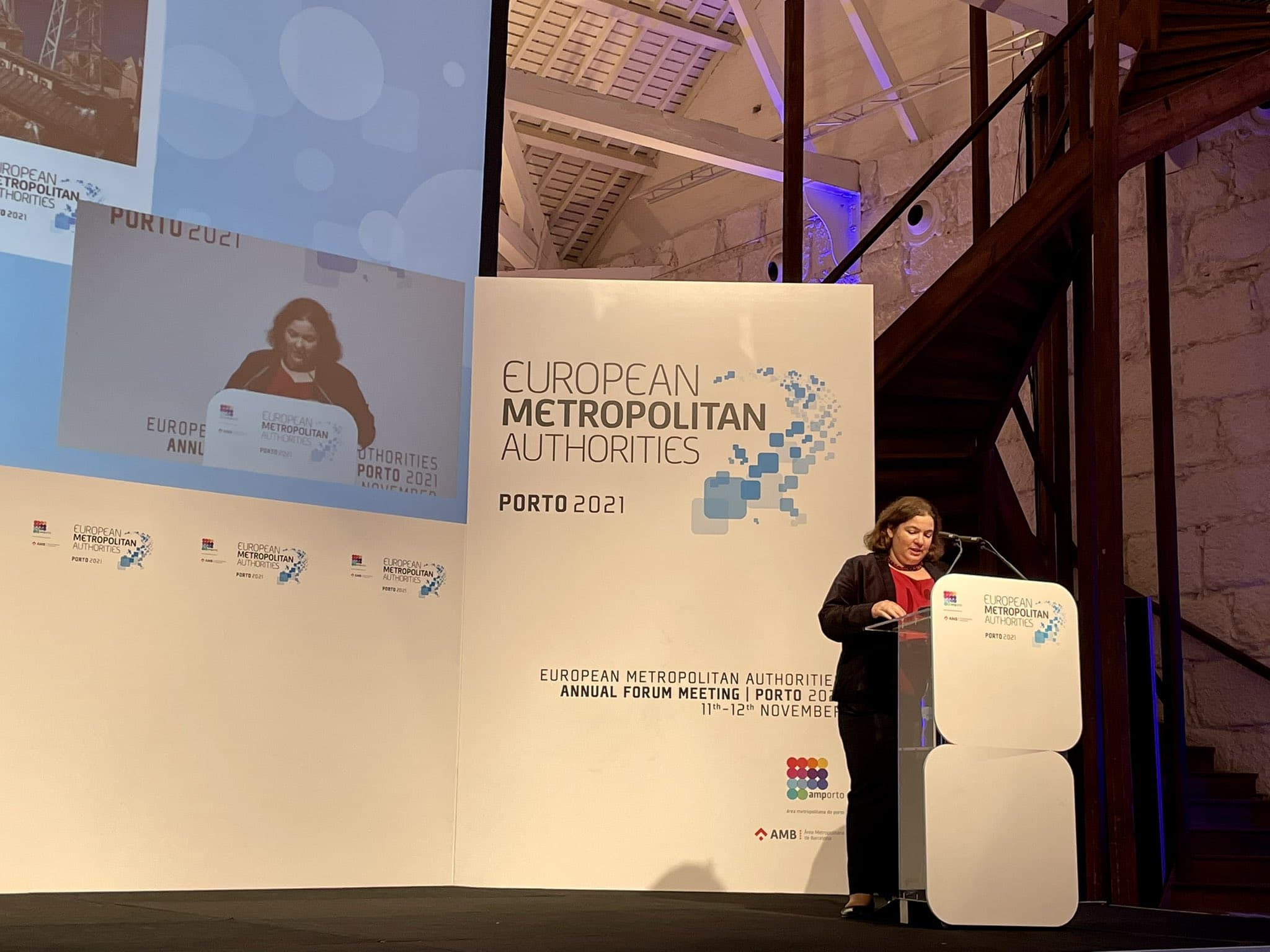 Ministra da Modernização do Estado e da Administração Pública, Alexandra Leitão, na sessão de abertura da sexta edição do fórum anual da European Metropolitan Authorities (EMA), Porto, 12 novembro 2021